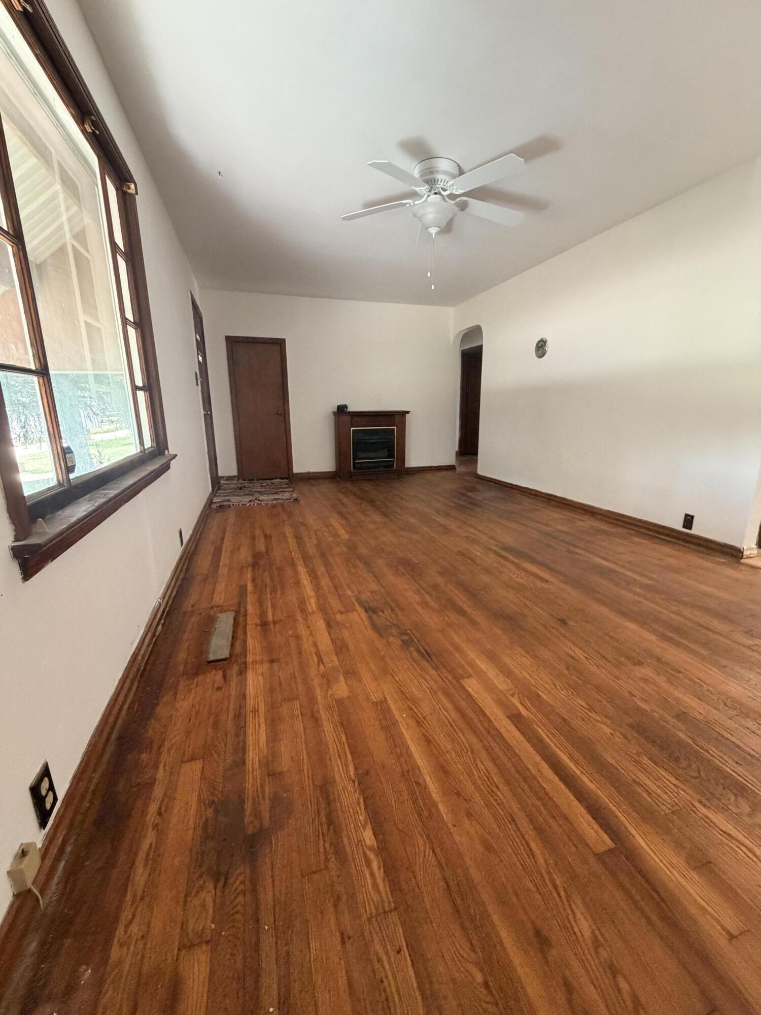 15003 West Old Eminence Rd 15017 Old E West Property Photo 6