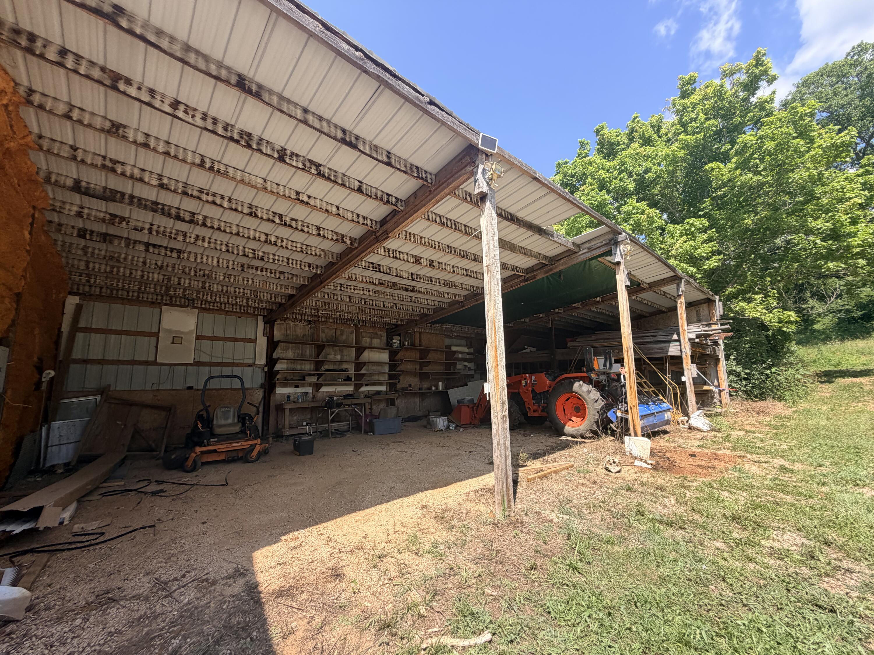 15003 West Old Eminence Rd 15017 Old E West Property Photo 27