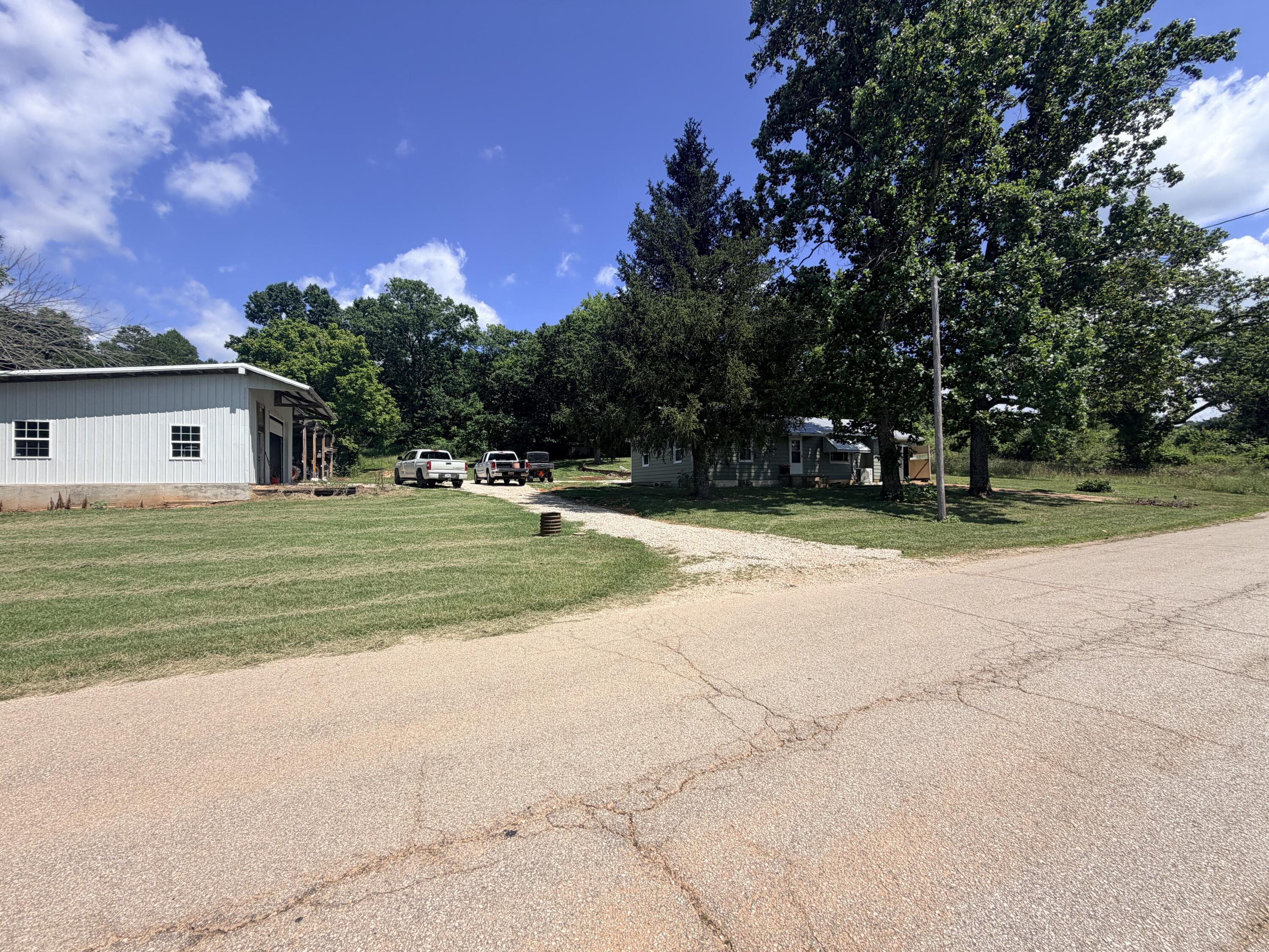 15003 West Old Eminence Rd 15017 Old E West Property Photo 33