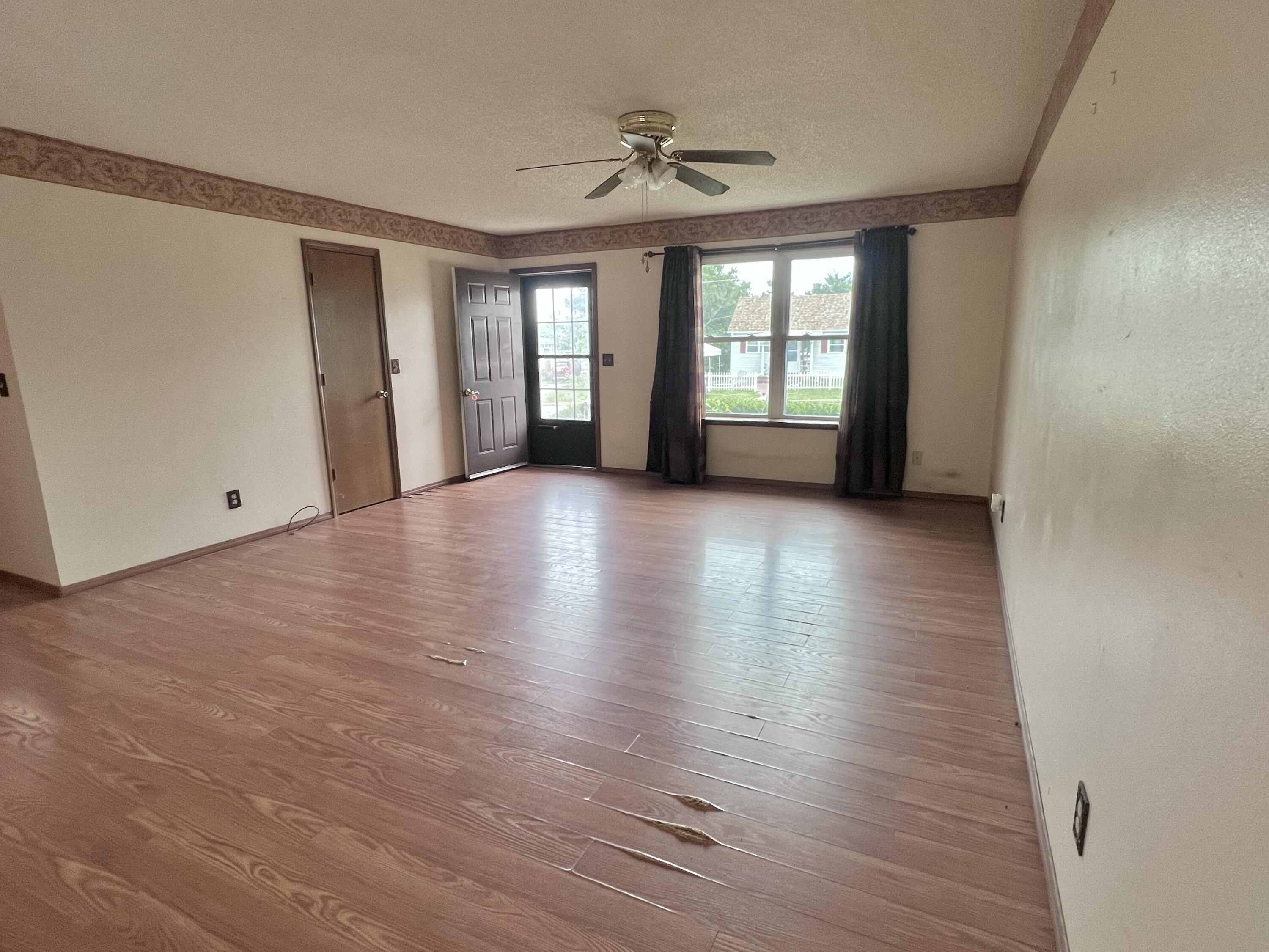 1010 Rex Avenue Property Photo 9