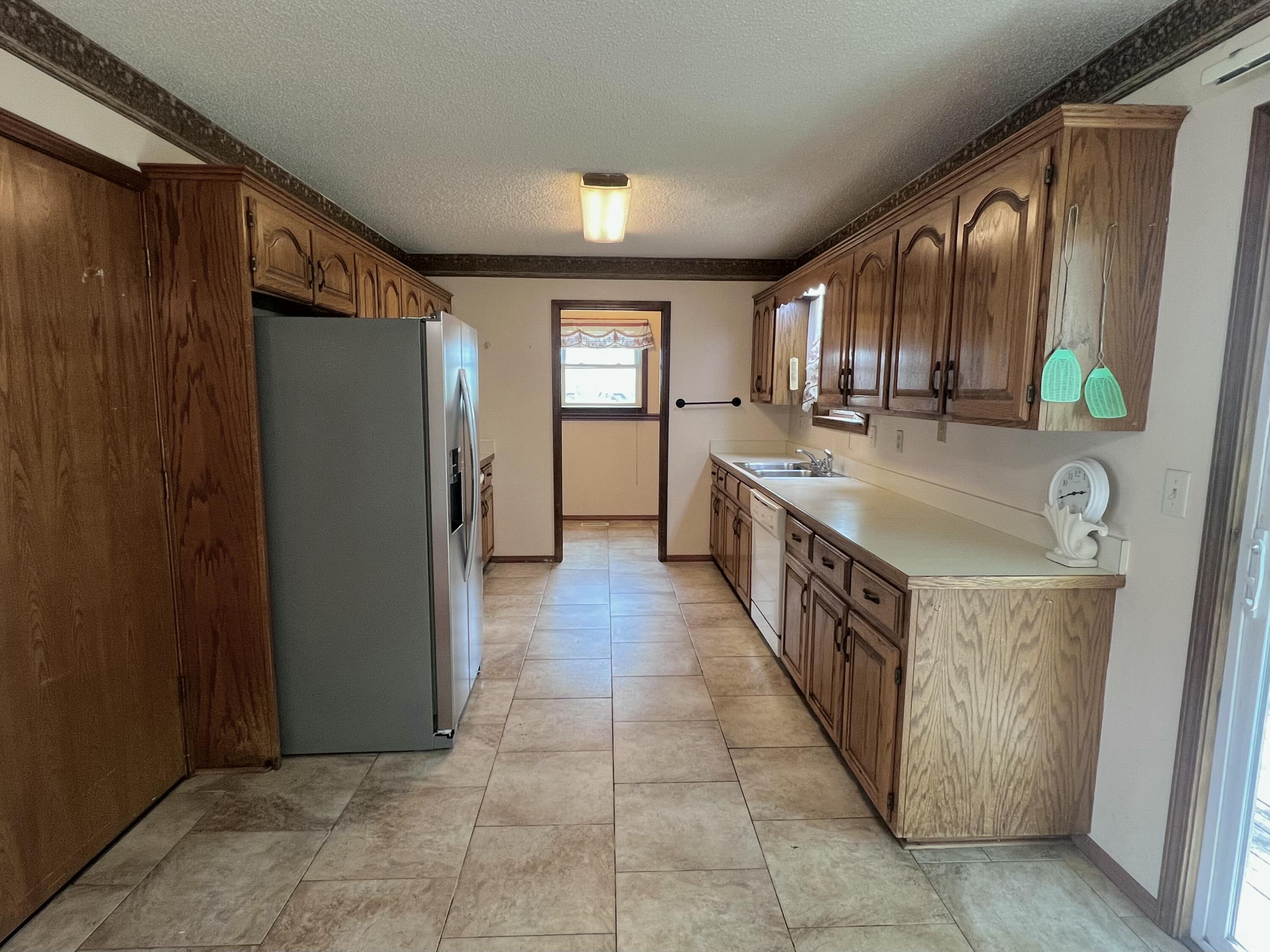 1010 Rex Avenue Property Photo 13