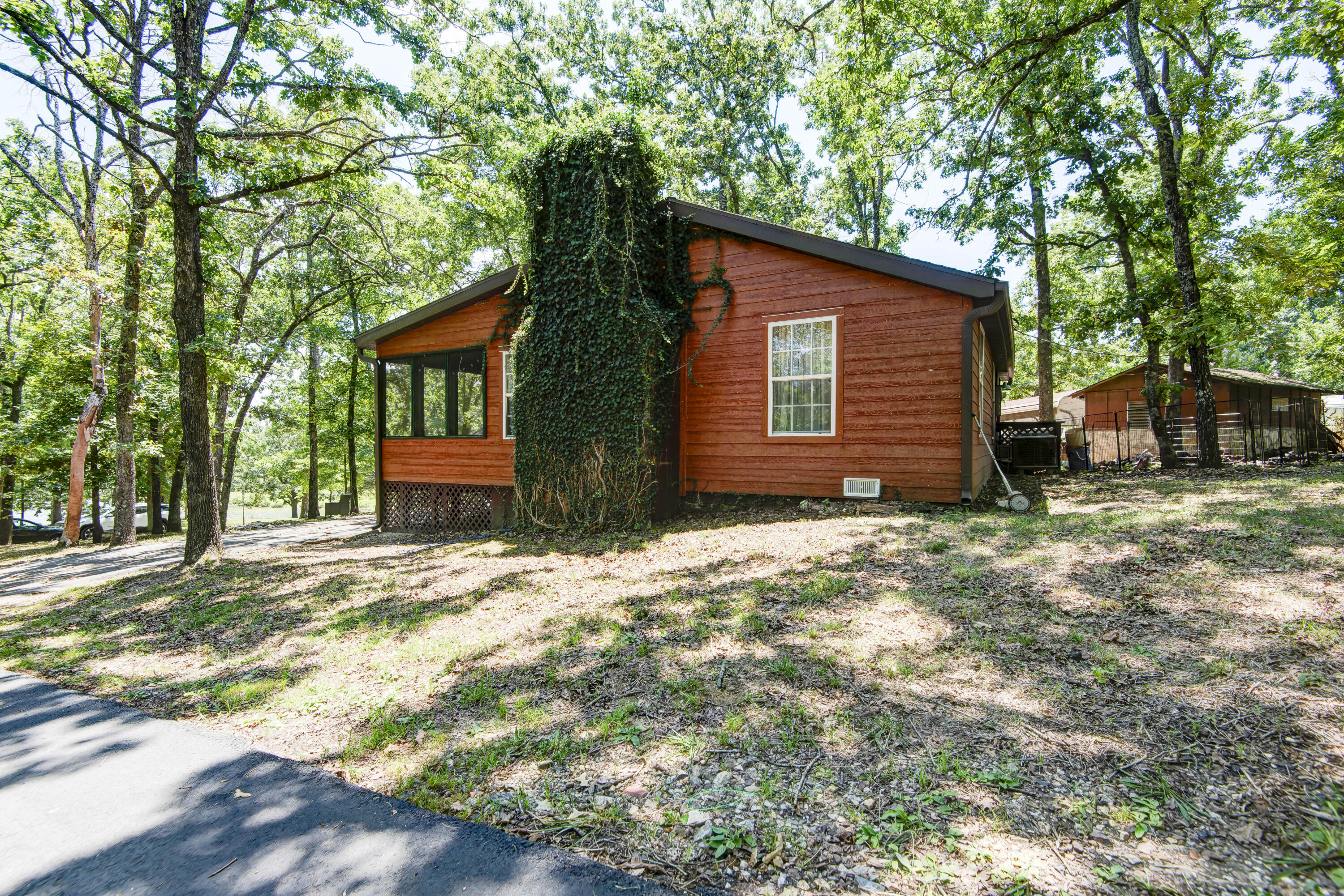 363 Sportsmans Circle Property Photo 3