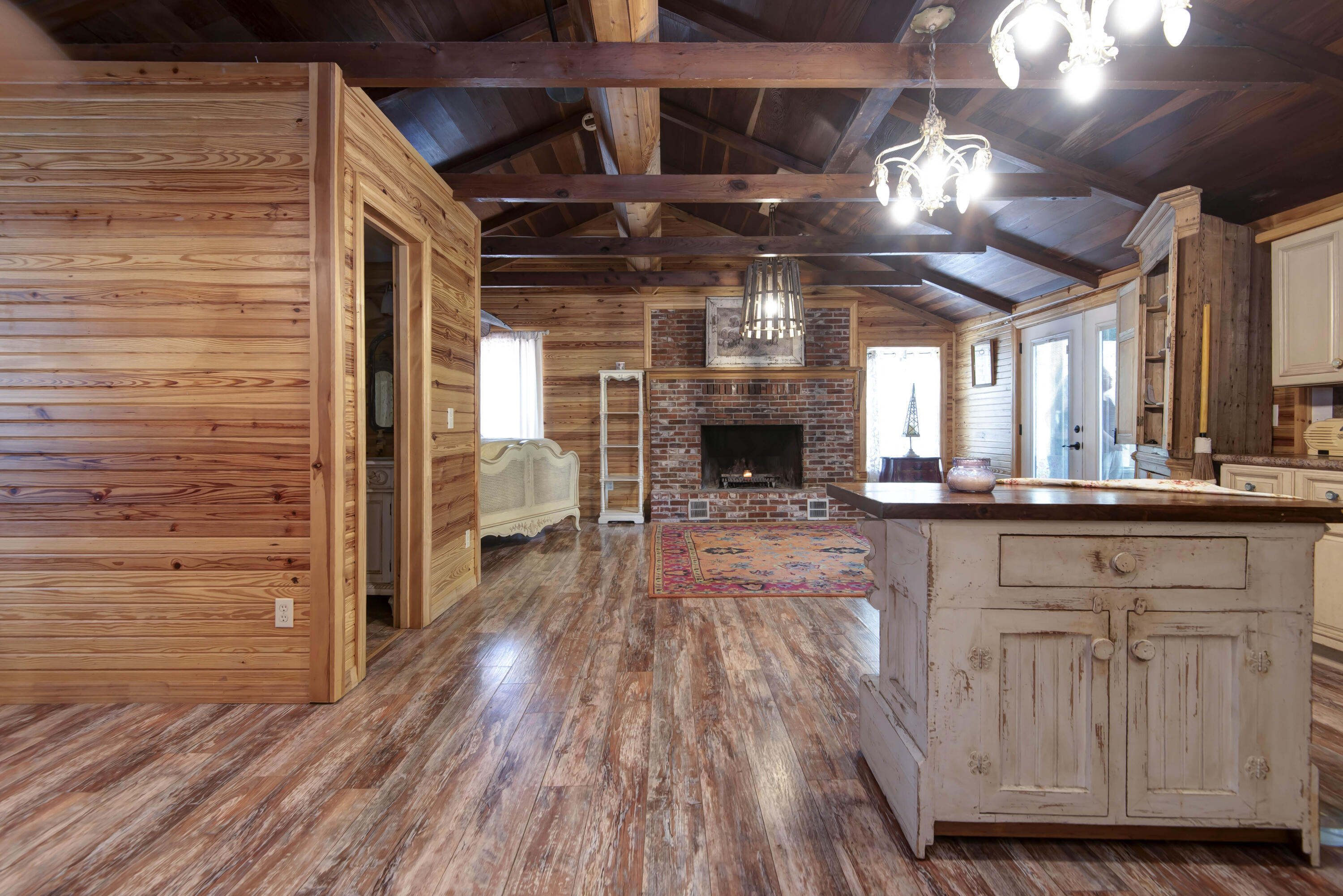 363 Sportsmans Circle Property Photo 8