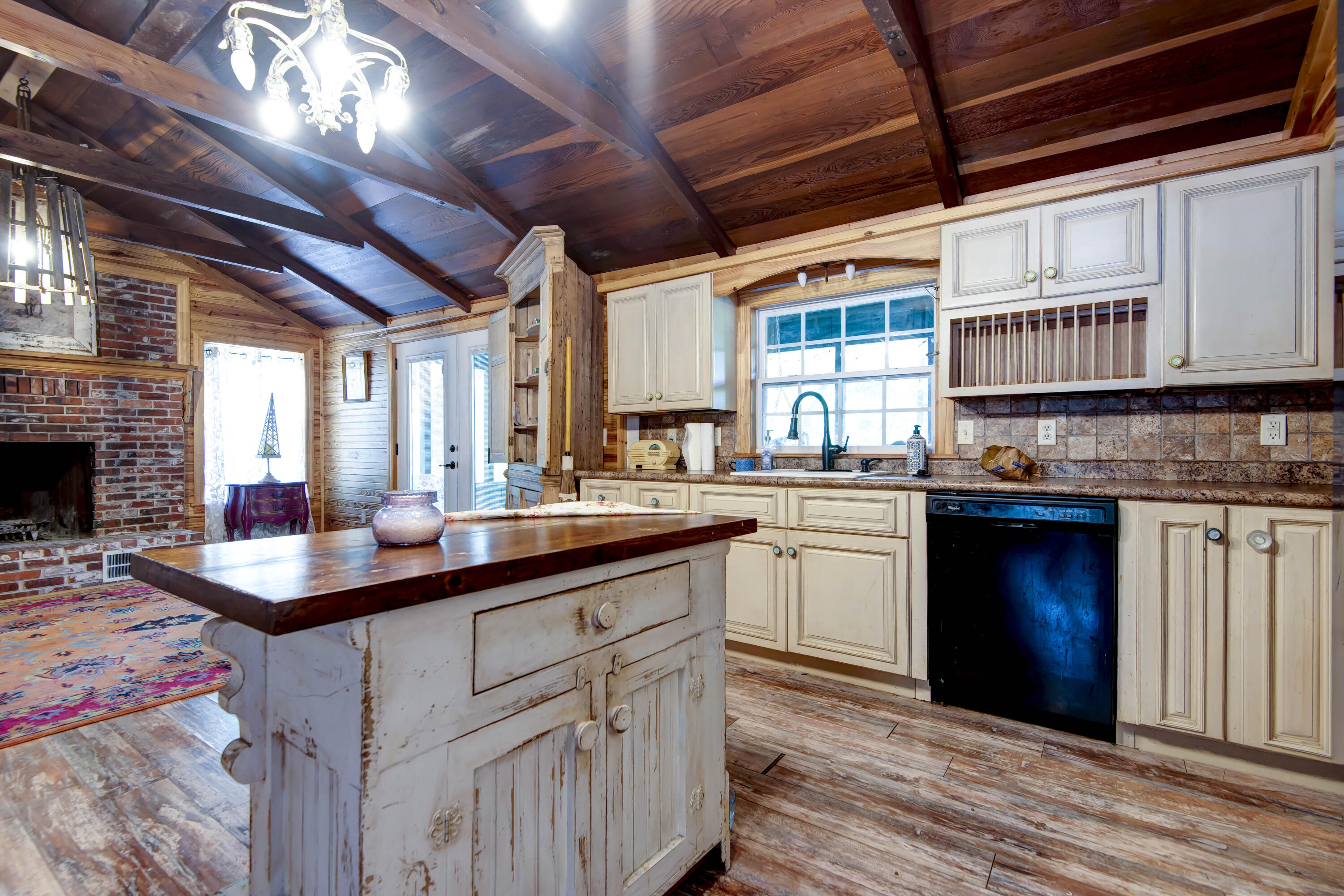 363 Sportsmans Circle Property Photo 10