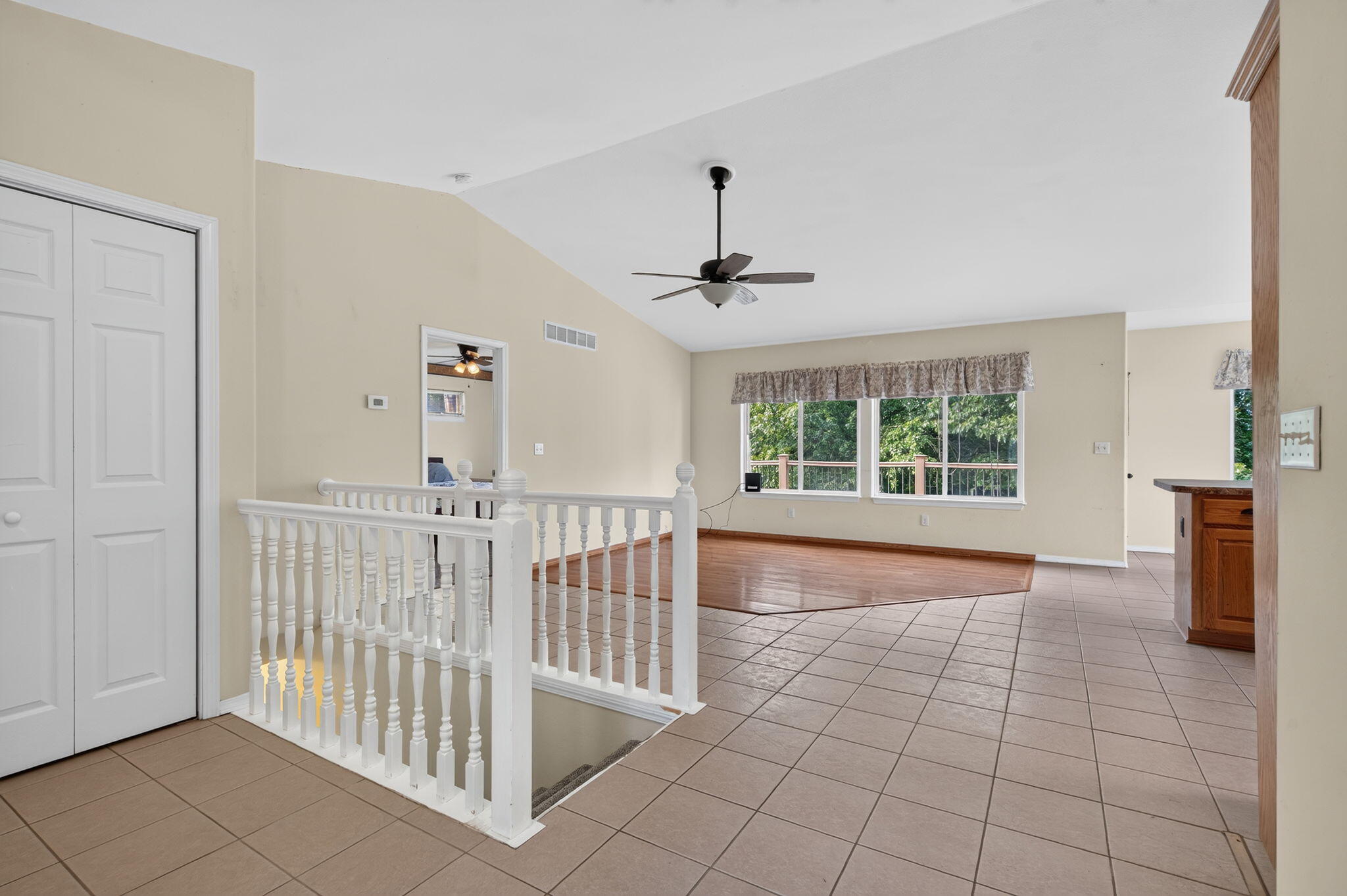 237 North Catamount Boulevard Property Photo 12