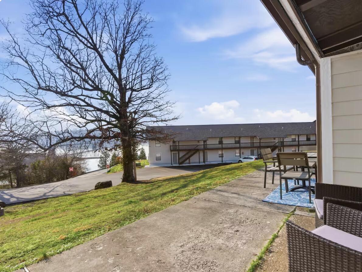 100 Getaway Circle 130 Property Photo 20