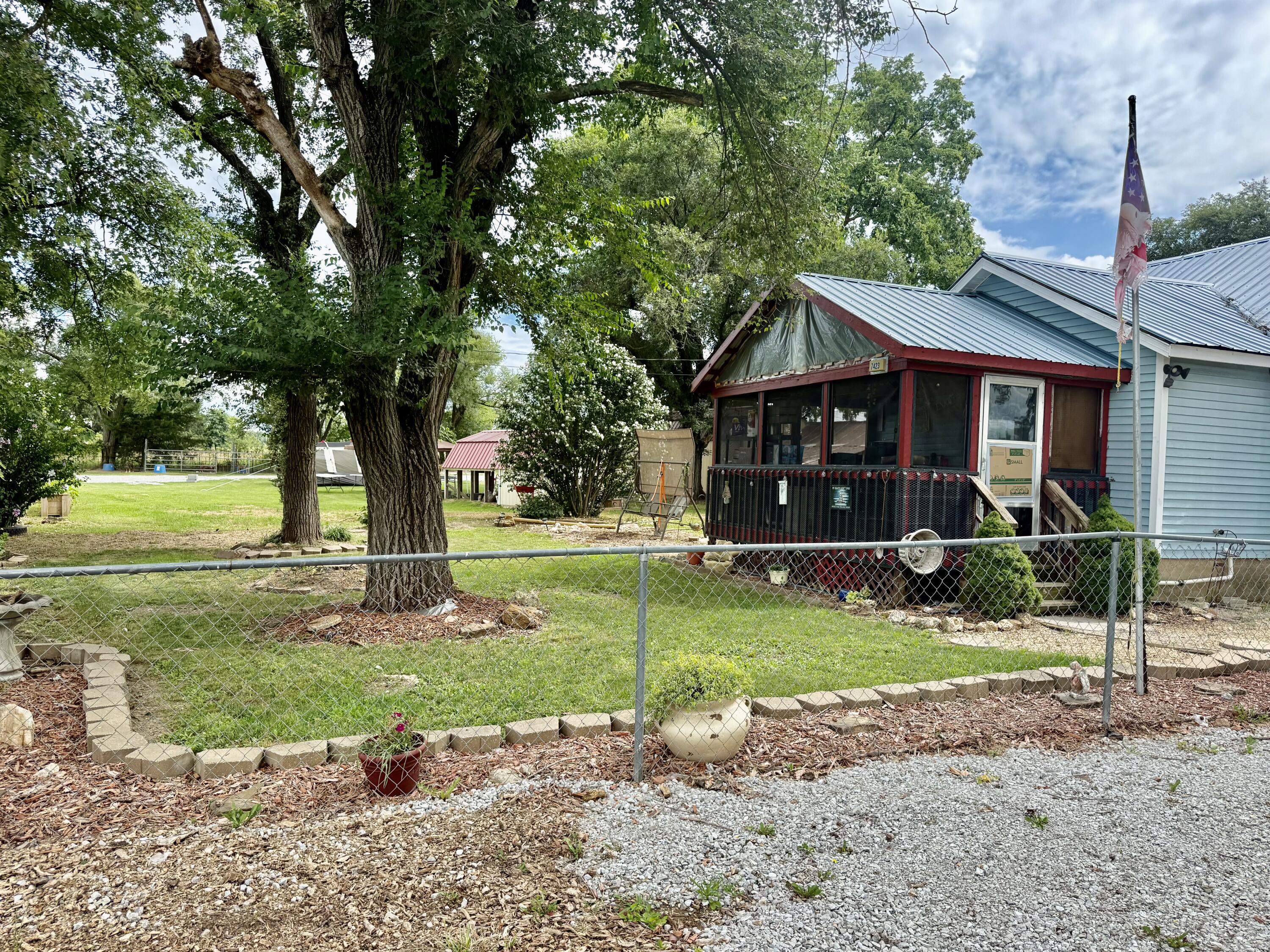 7266 State Highway O Property Photo 2