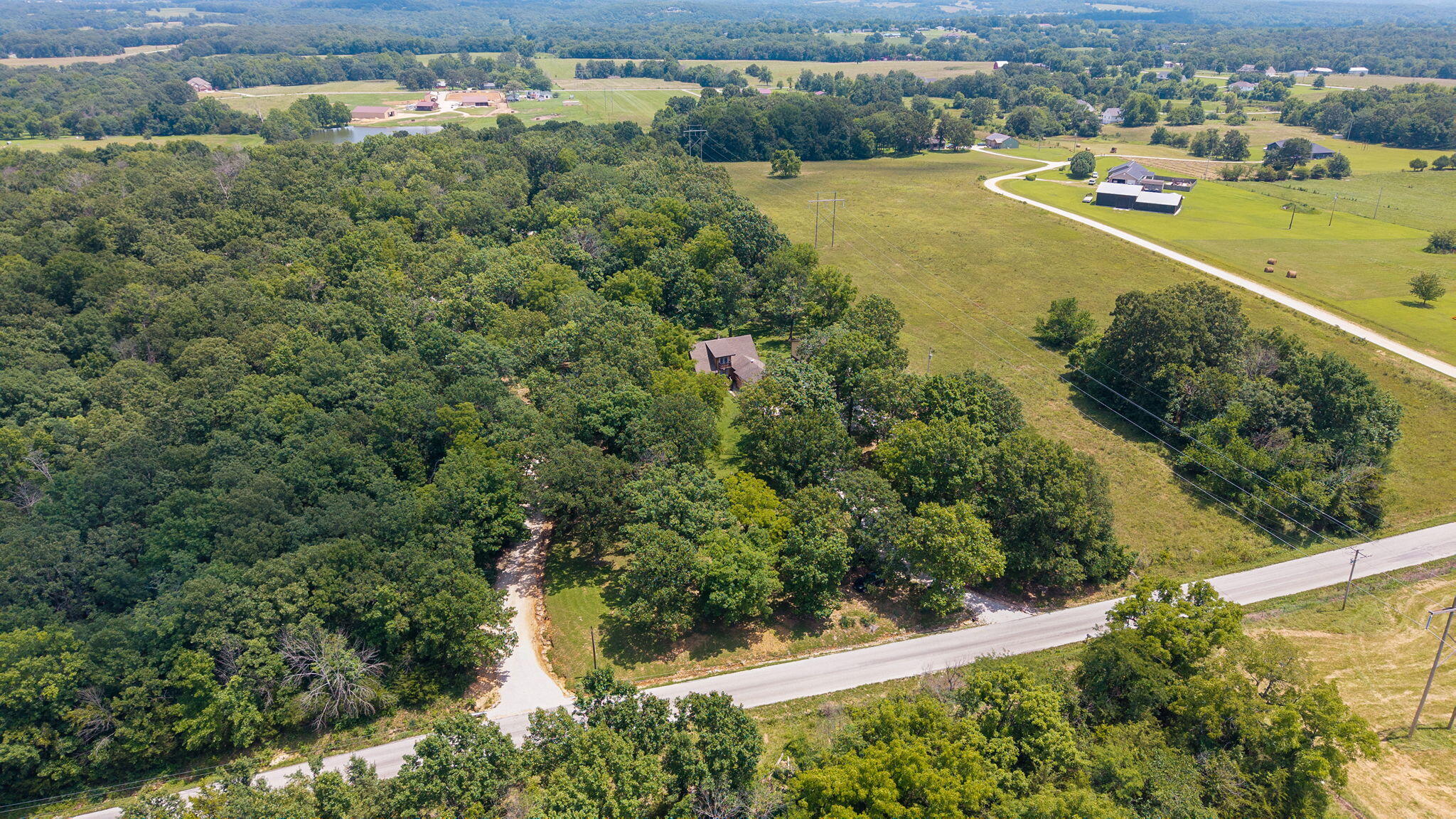 4378 South 160th Road Property Photo 4