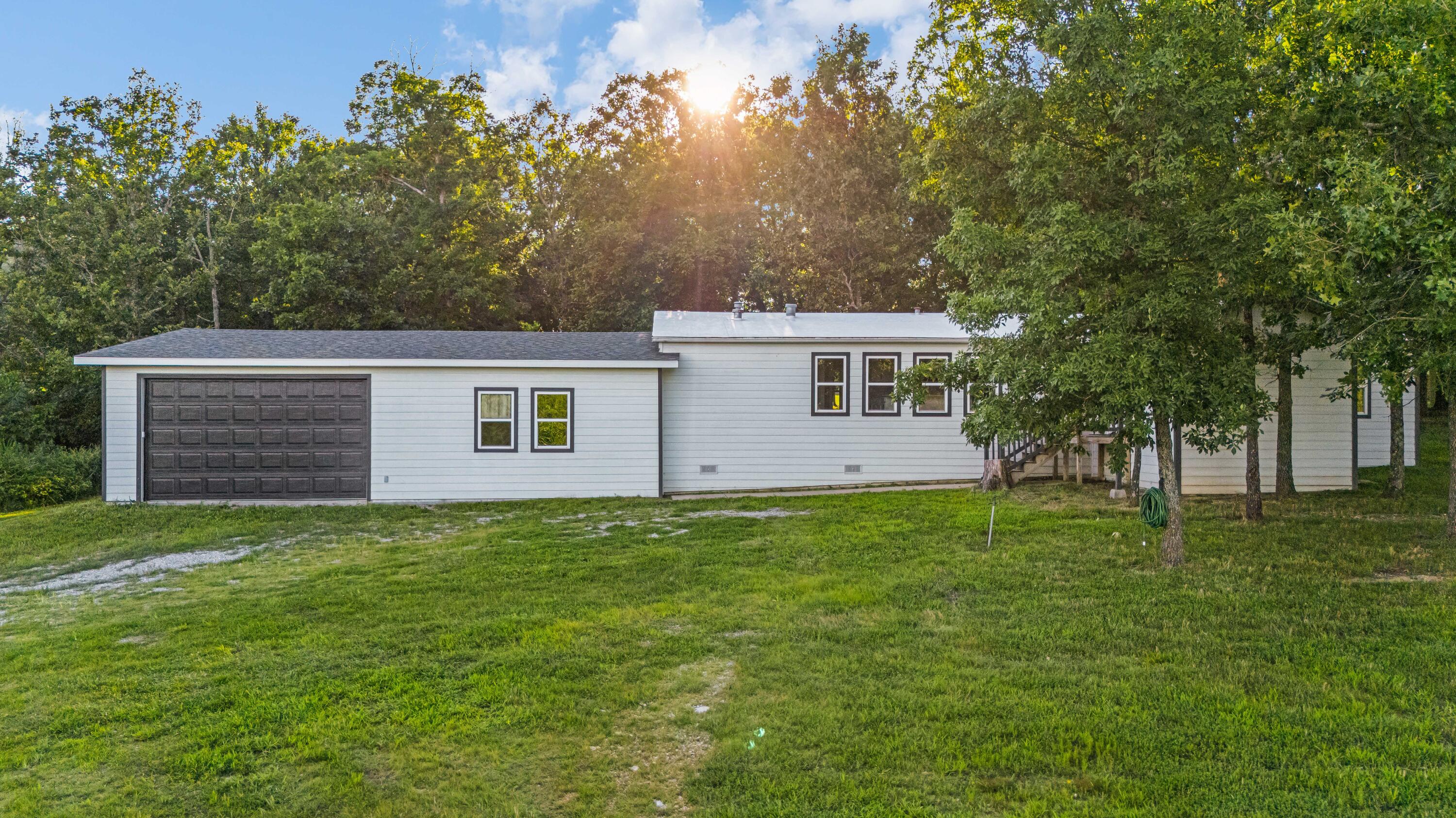 4717 Private Road 5127 Property Photo 47