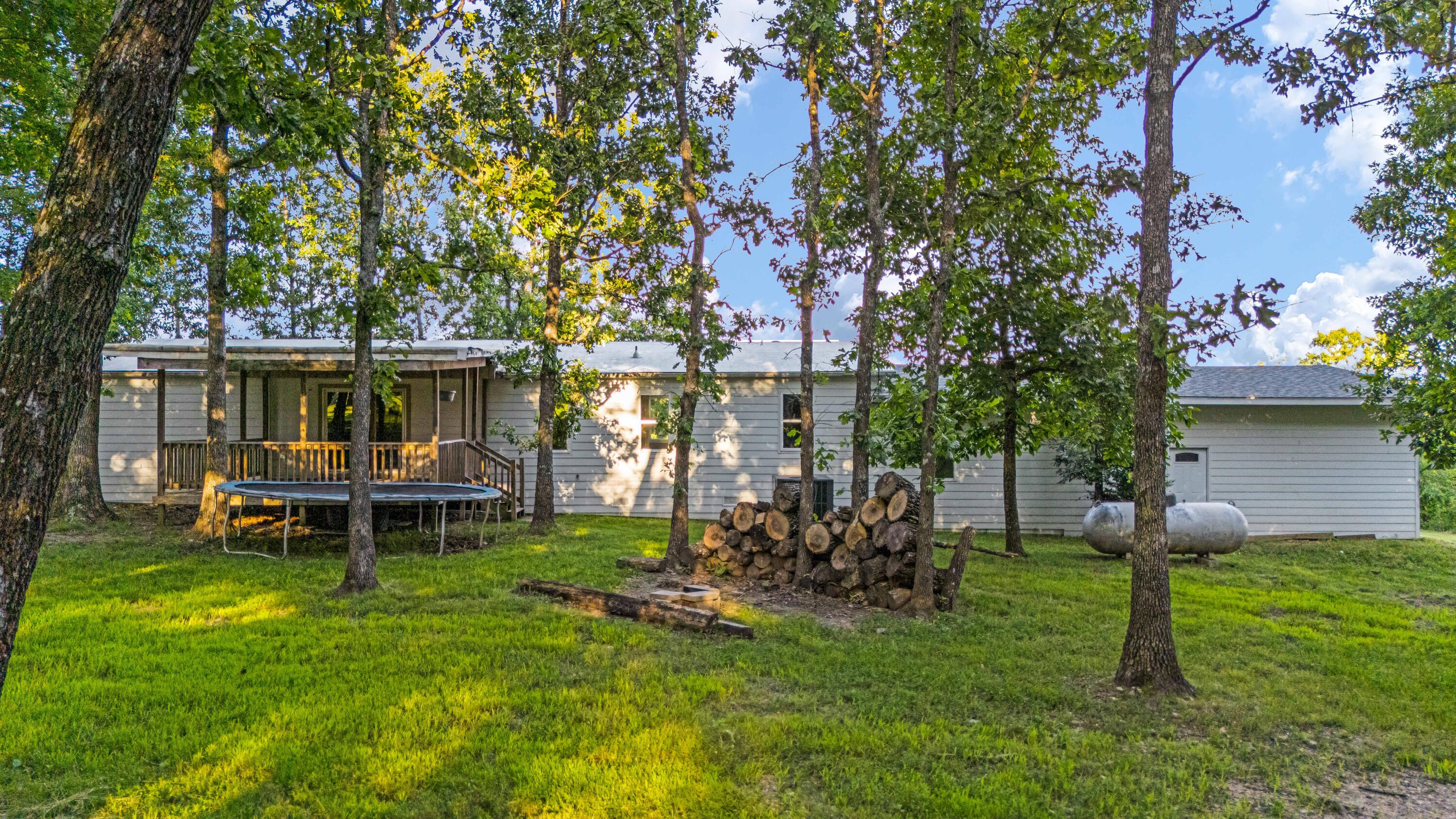4717 Private Road 5127 Property Photo 48