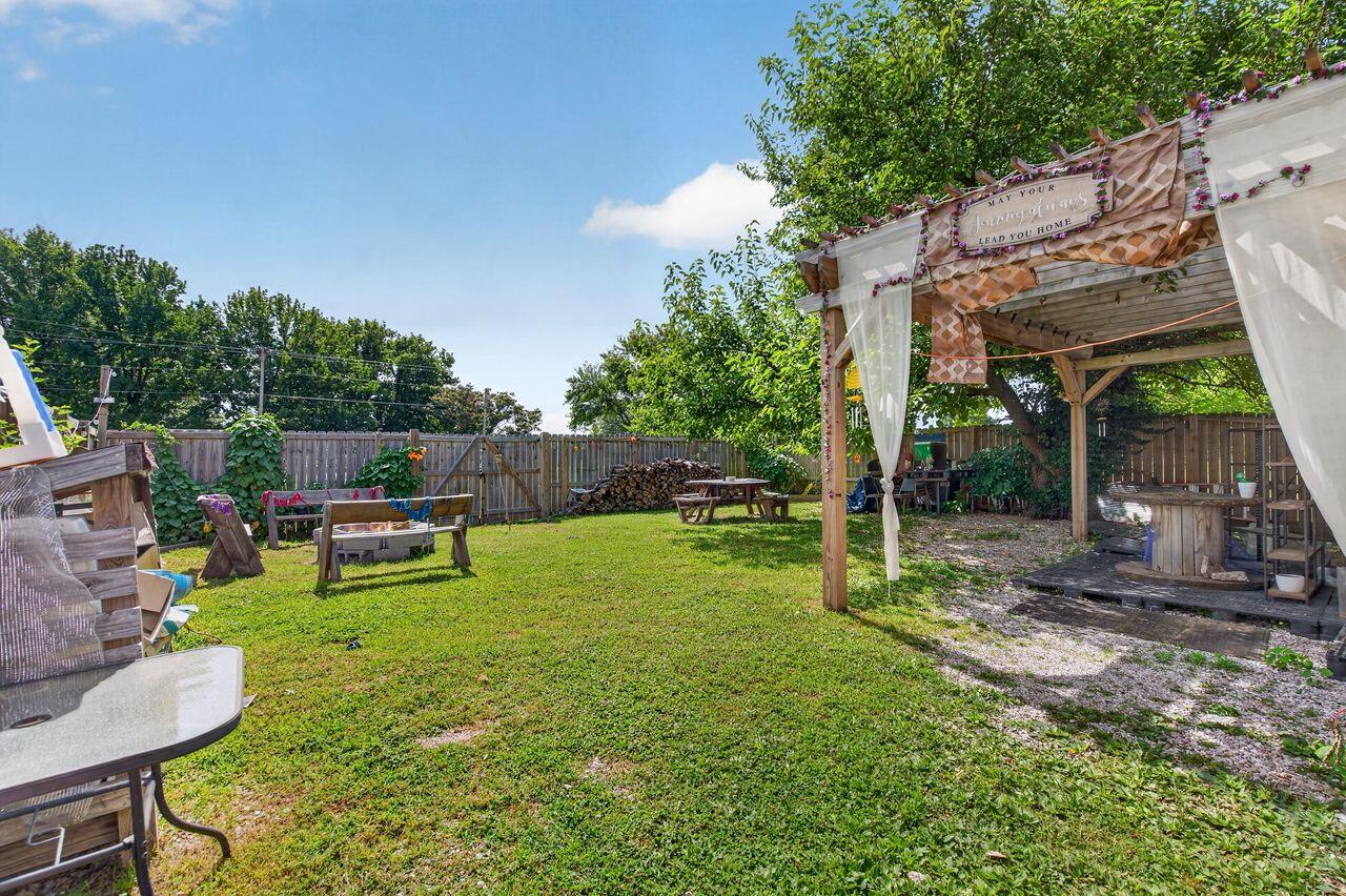 610 State Hwy 265 Property Photo 19