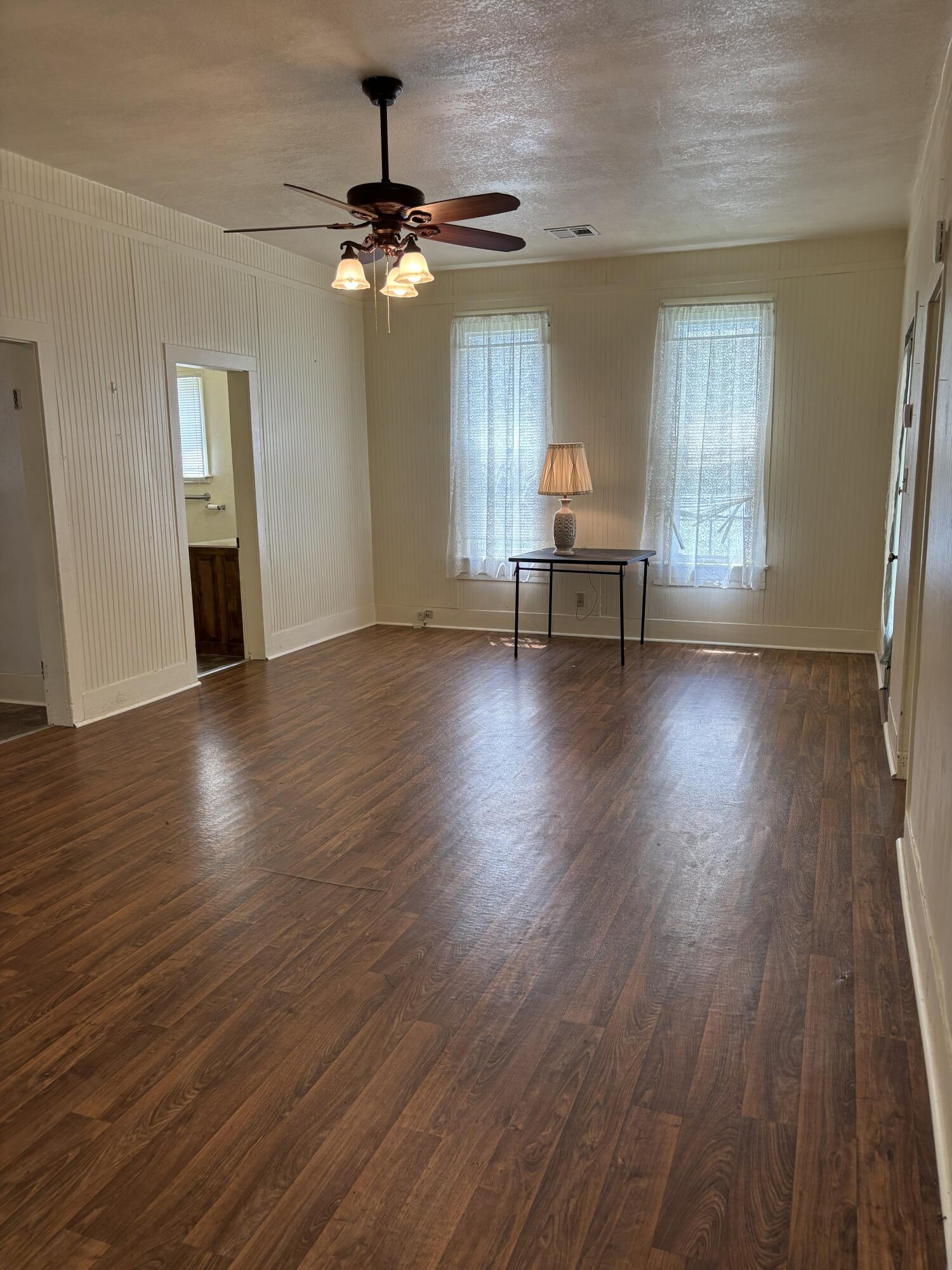 507 3rd Street Property Photo 6
