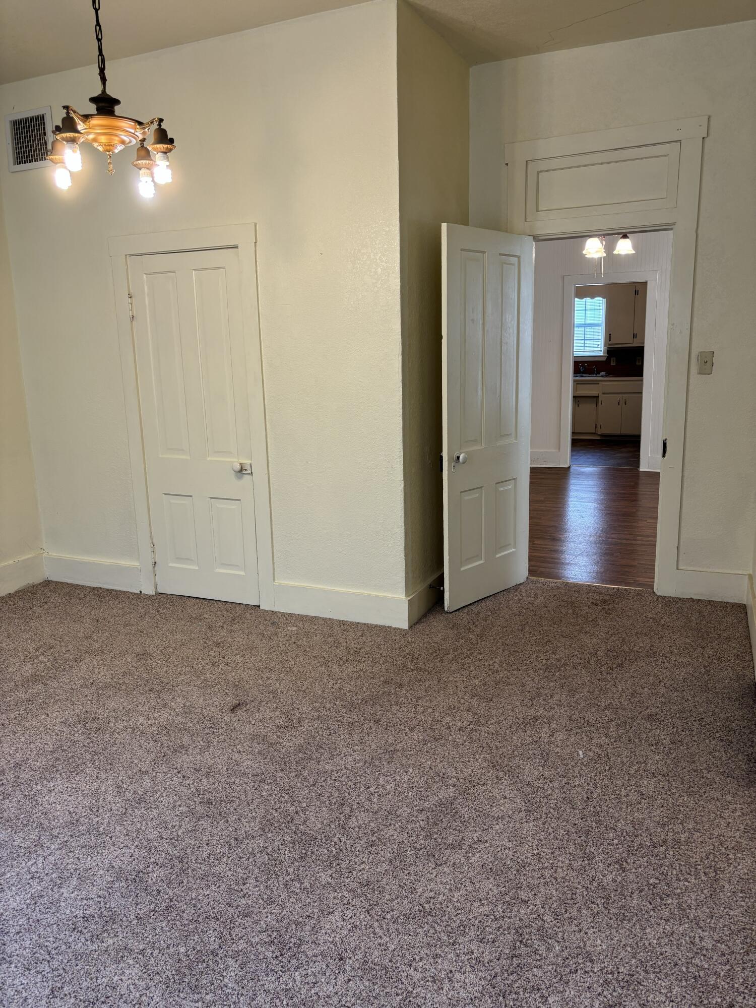 507 3rd Street Property Photo 9