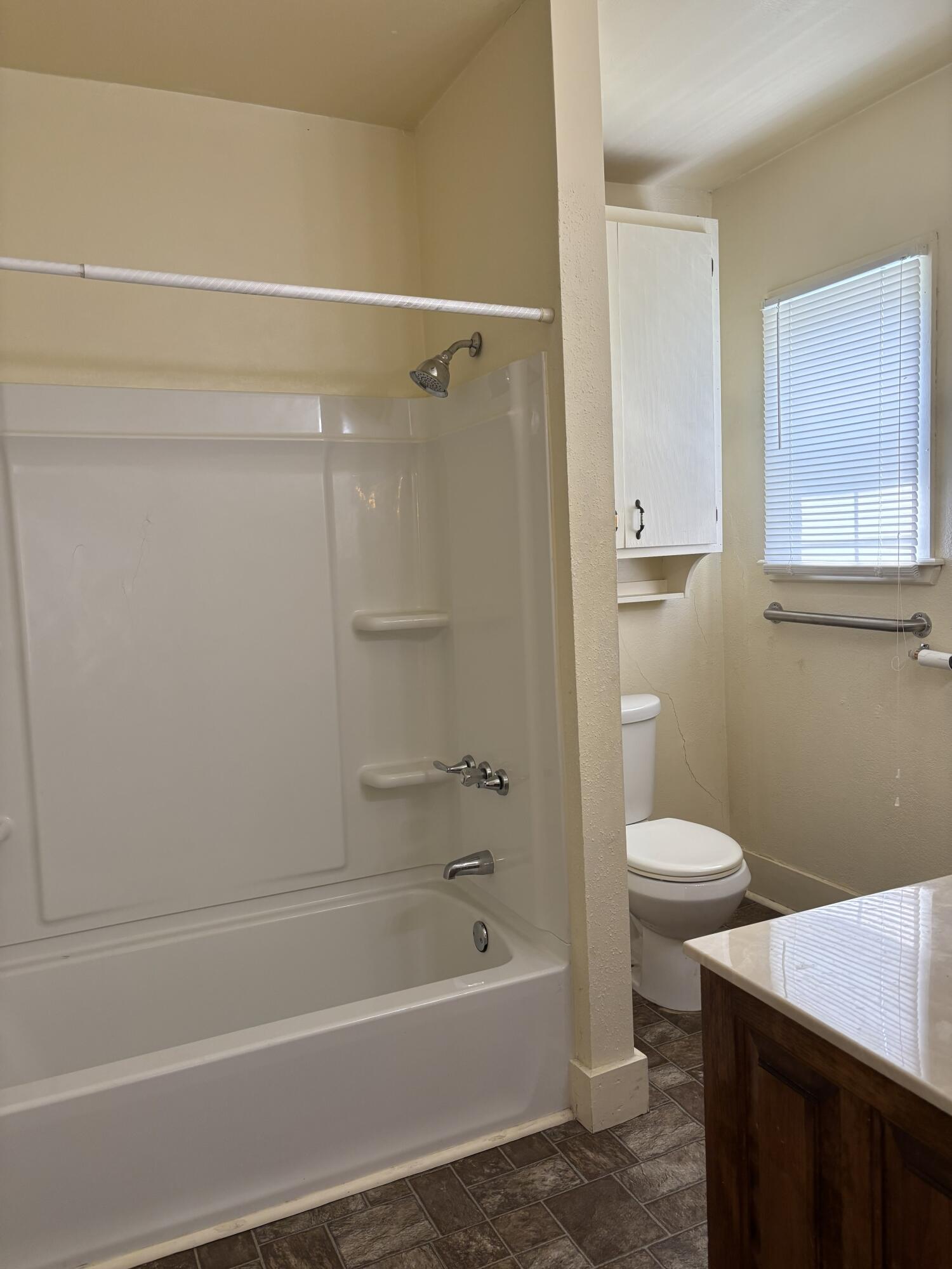 507 3rd Street Property Photo 10