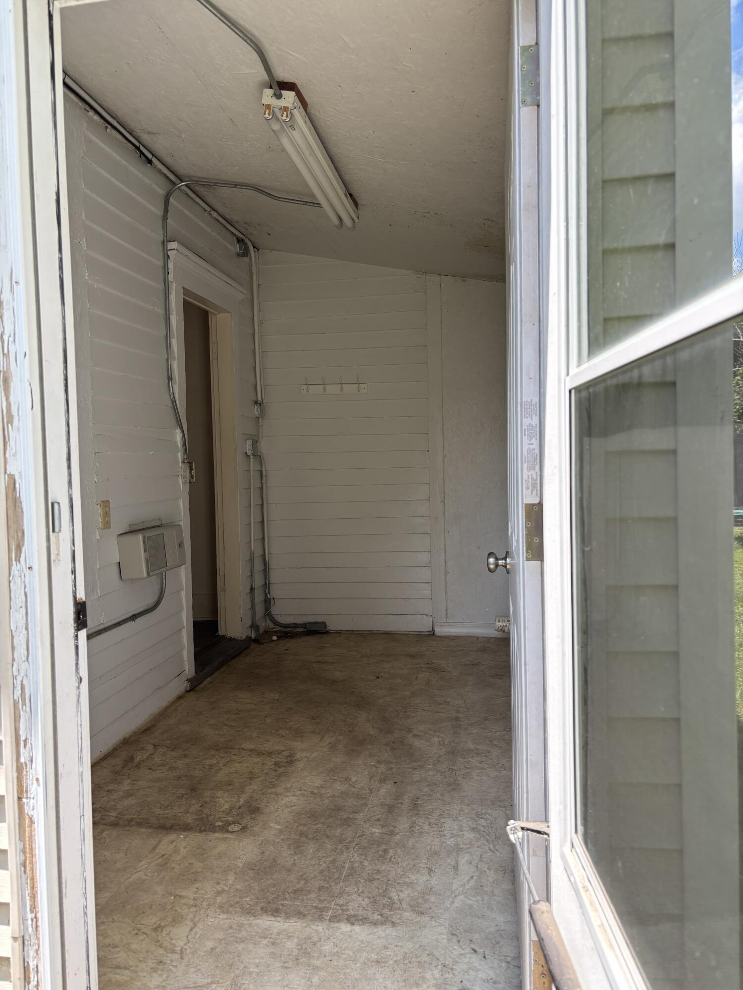 507 3rd Street Property Photo 18
