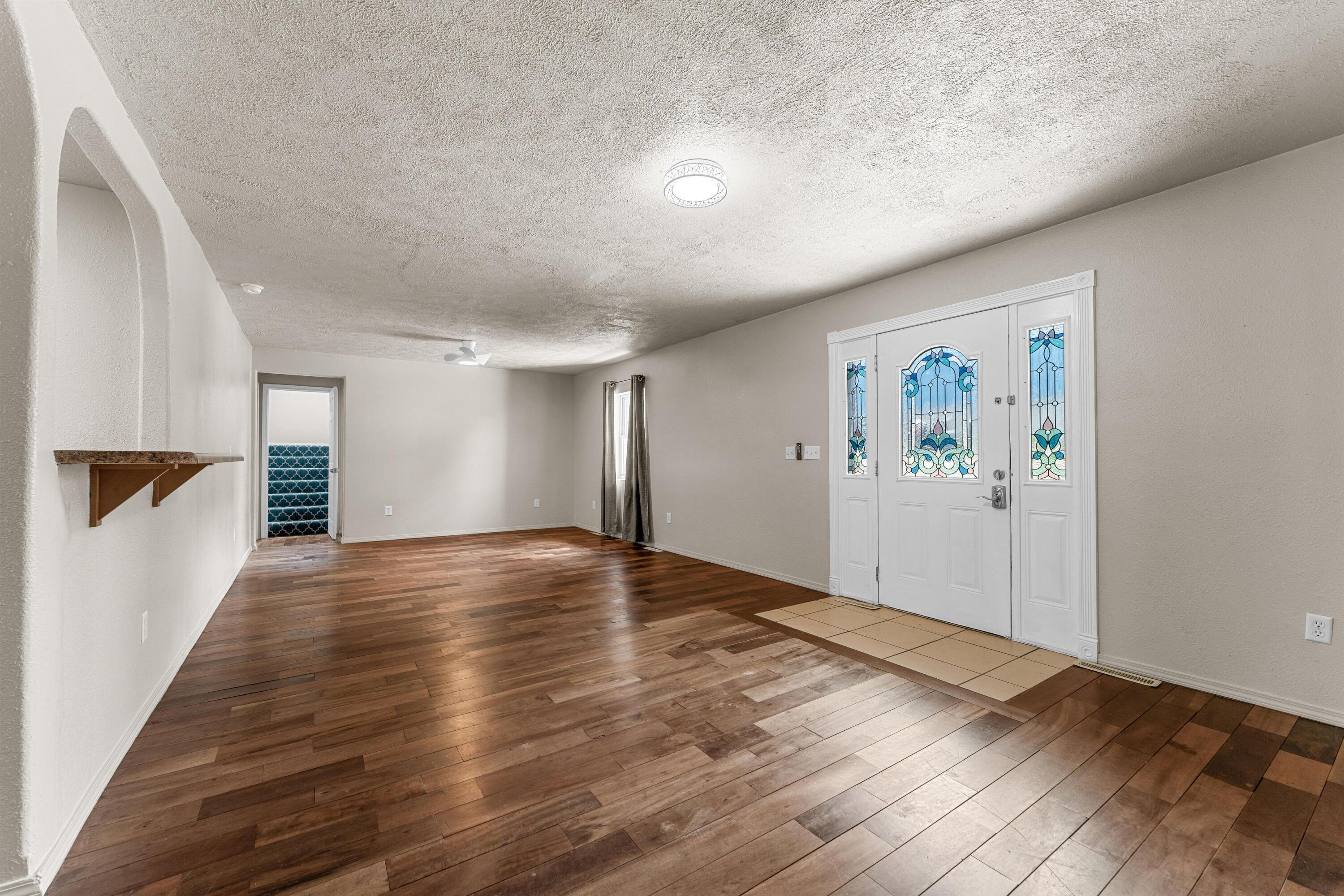 27 Crestview Street Property Photo 3