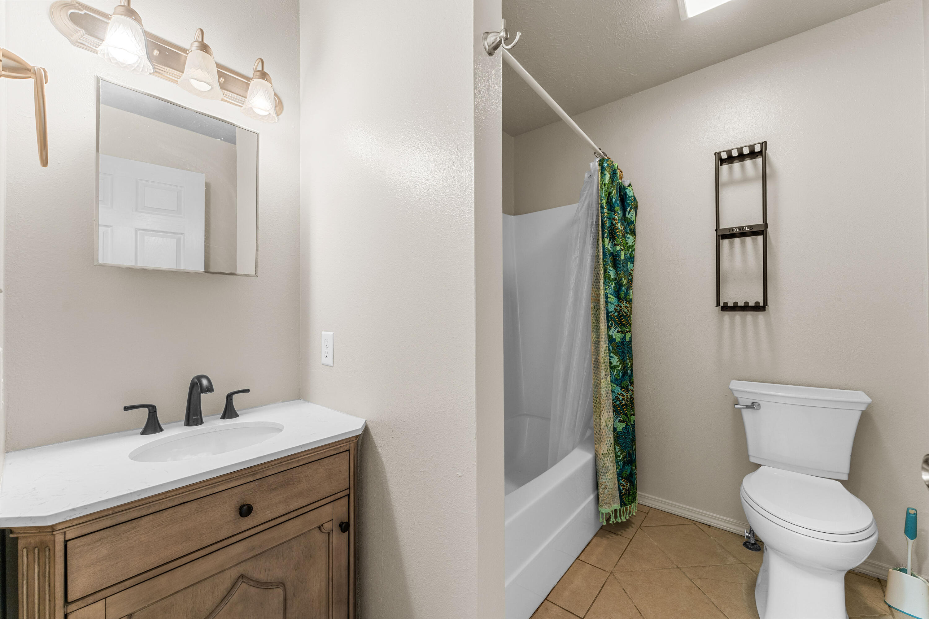 27 Crestview Street Property Photo 14