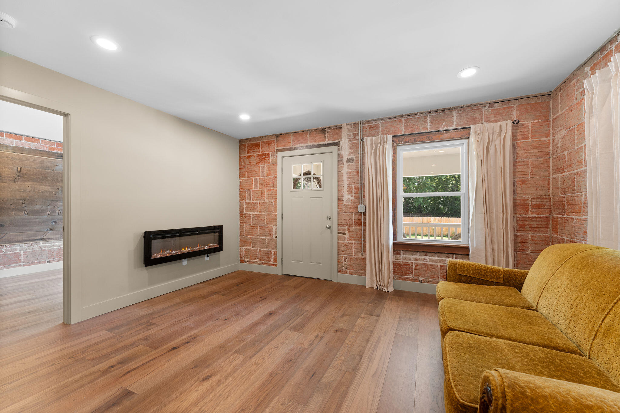 1219 North Concord Avenue Property Photo 17