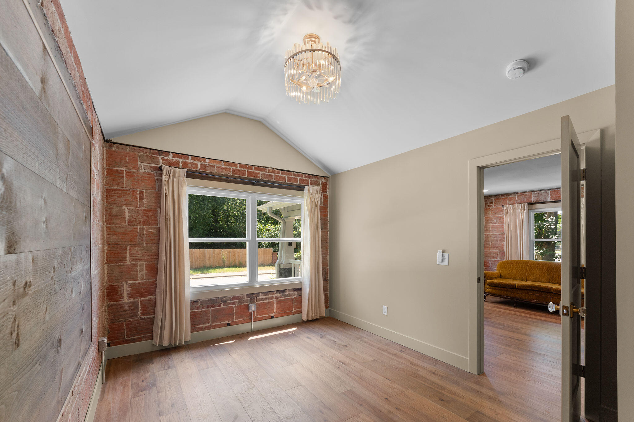 1219 North Concord Avenue Property Photo 29
