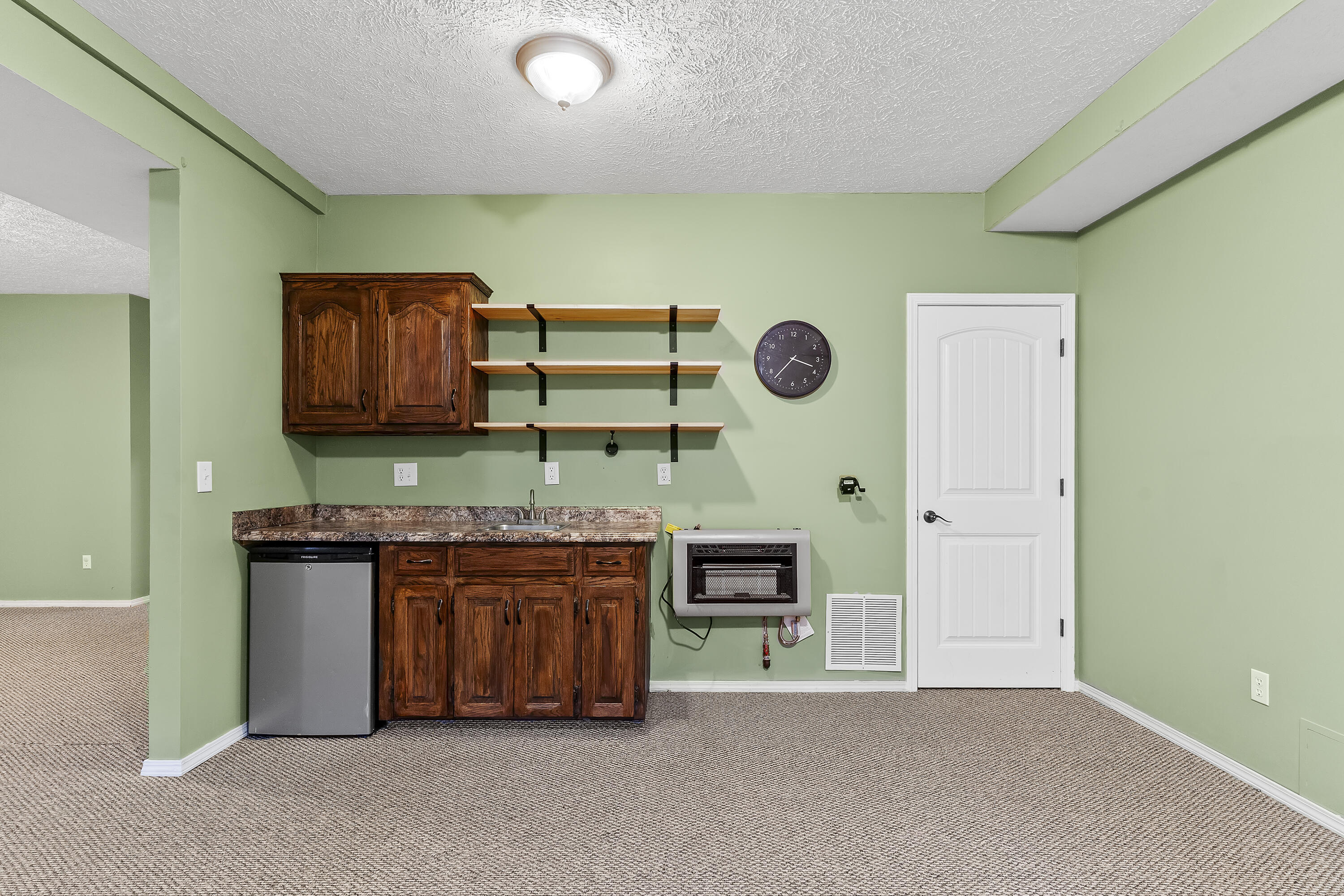 7103 West Farm Road 94 Property Photo 42
