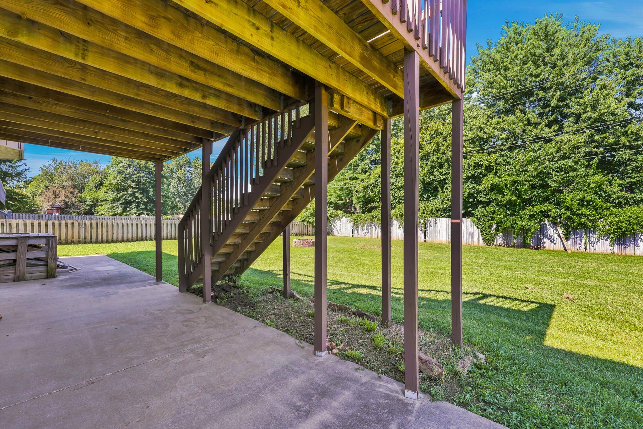 5561 South Pinehurst Avenue Property Photo 35