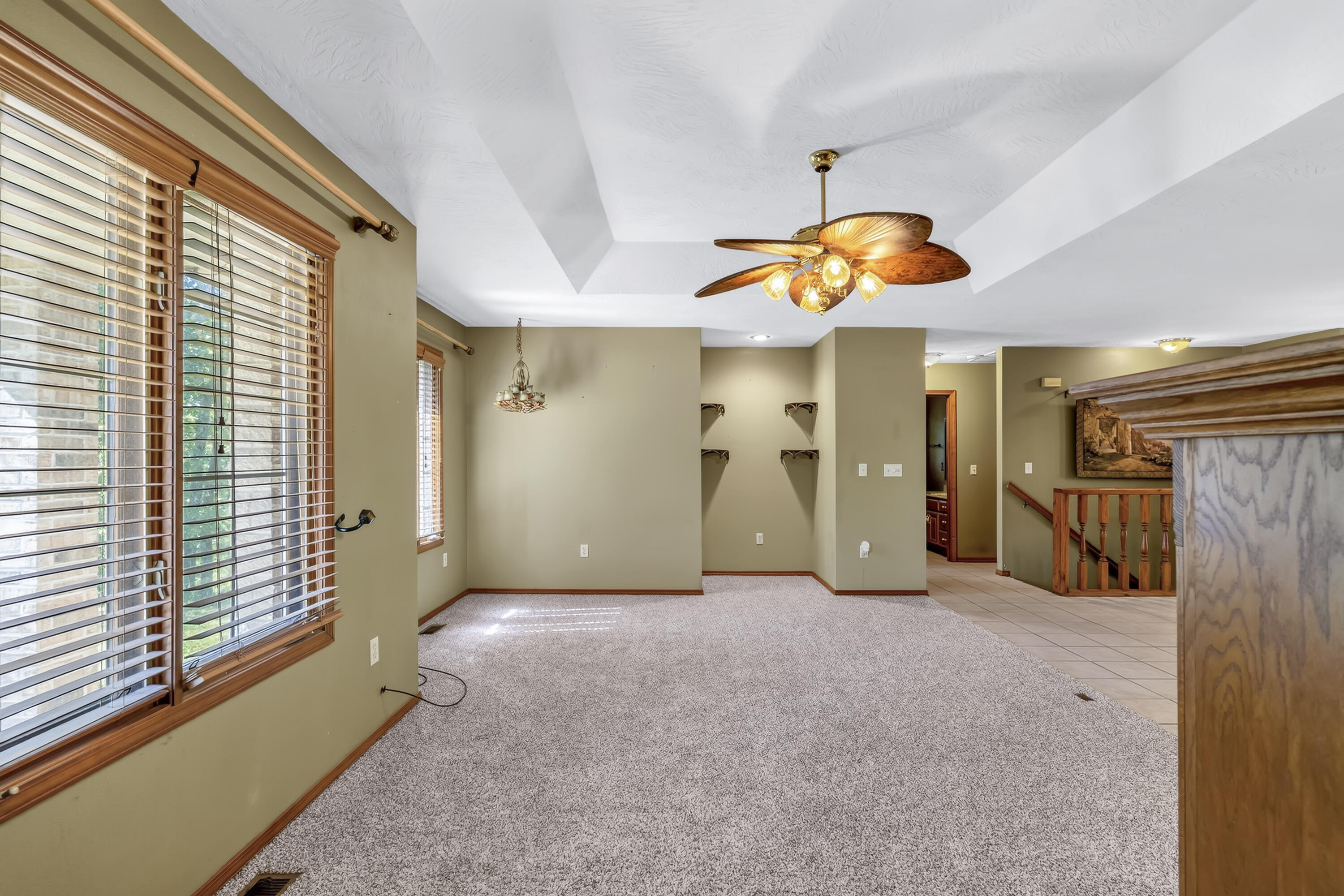 538 Munson Hill Drive Property Photo 8