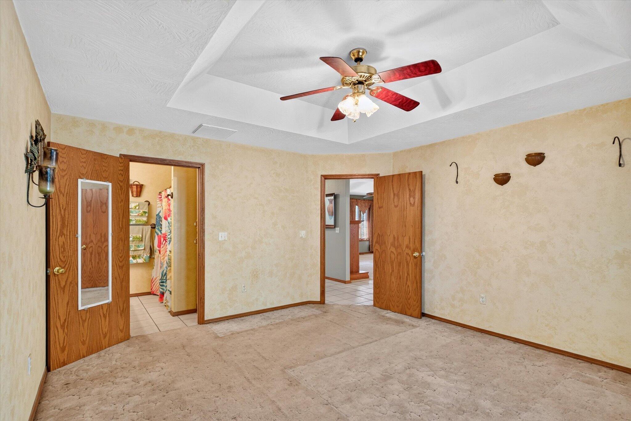 538 Munson Hill Drive Property Photo 21