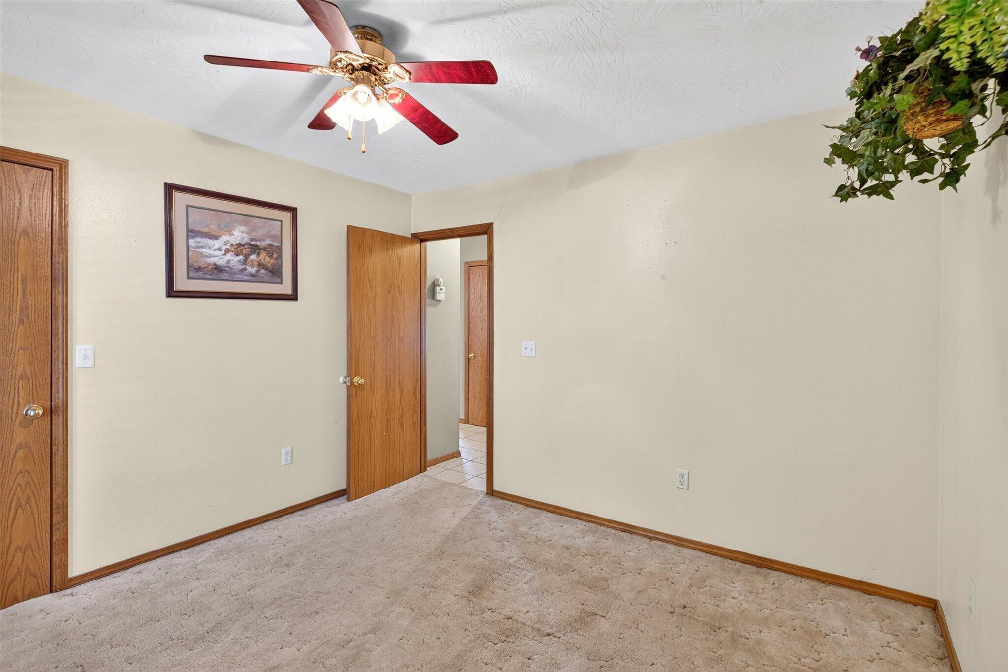 538 Munson Hill Drive Property Photo 27