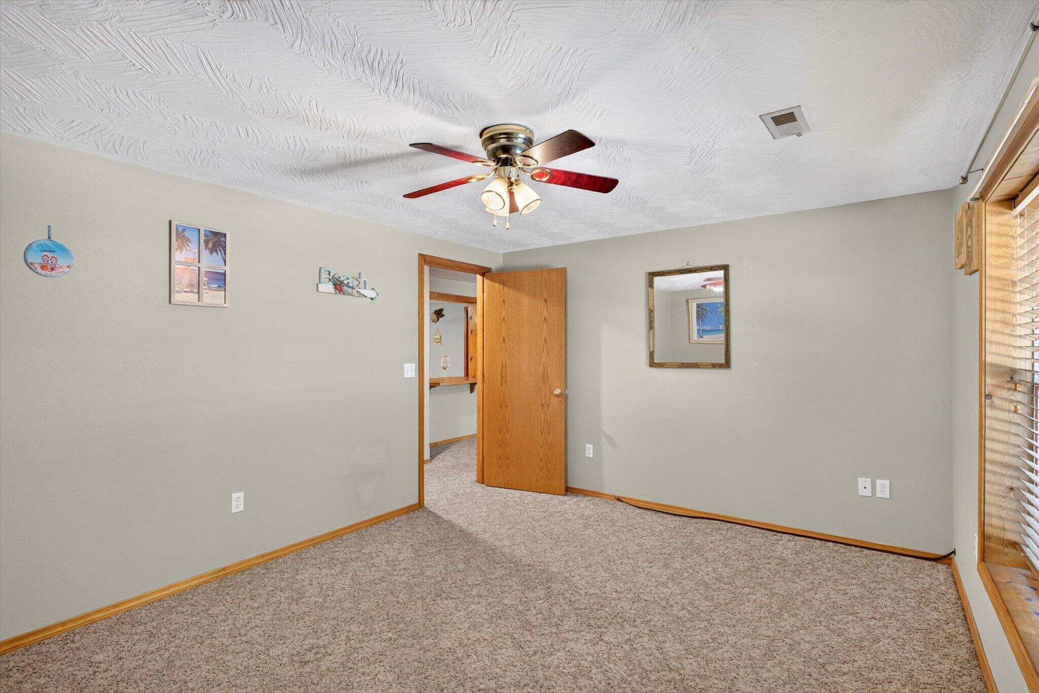 538 Munson Hill Drive Property Photo 42