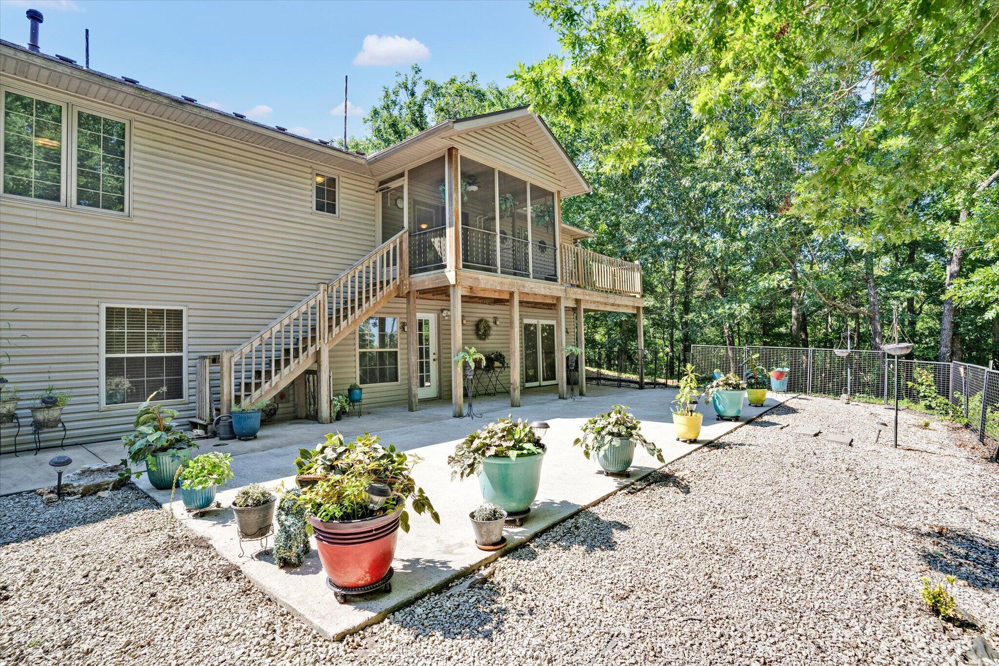 538 Munson Hill Drive Property Photo 43