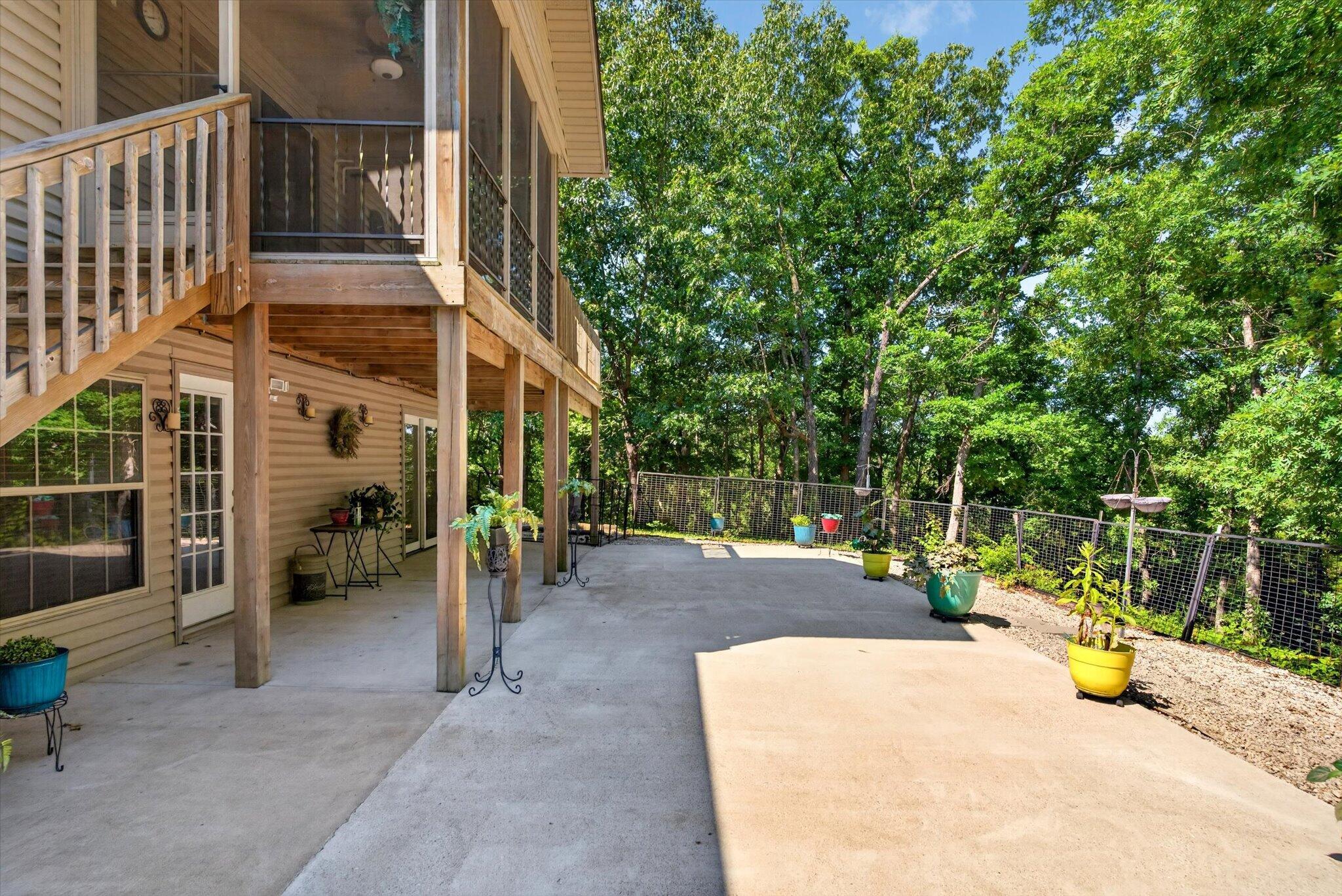 538 Munson Hill Drive Property Photo 45