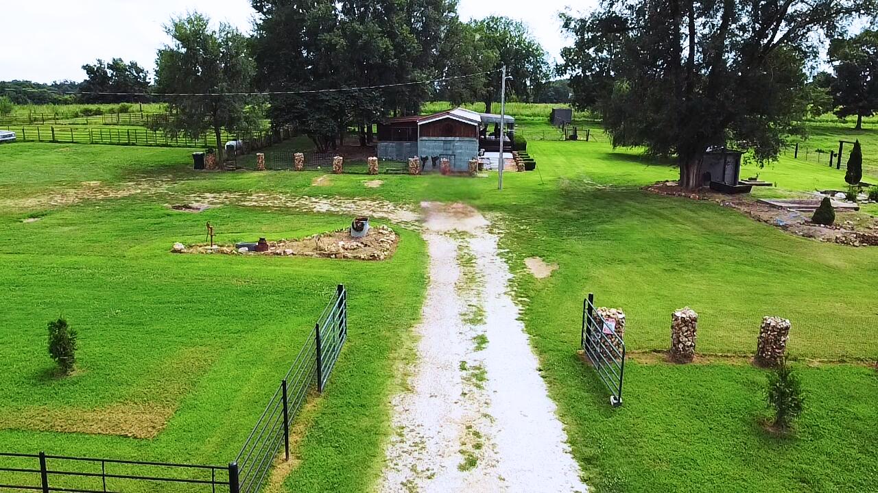 13546 Highway F Property Photo 3