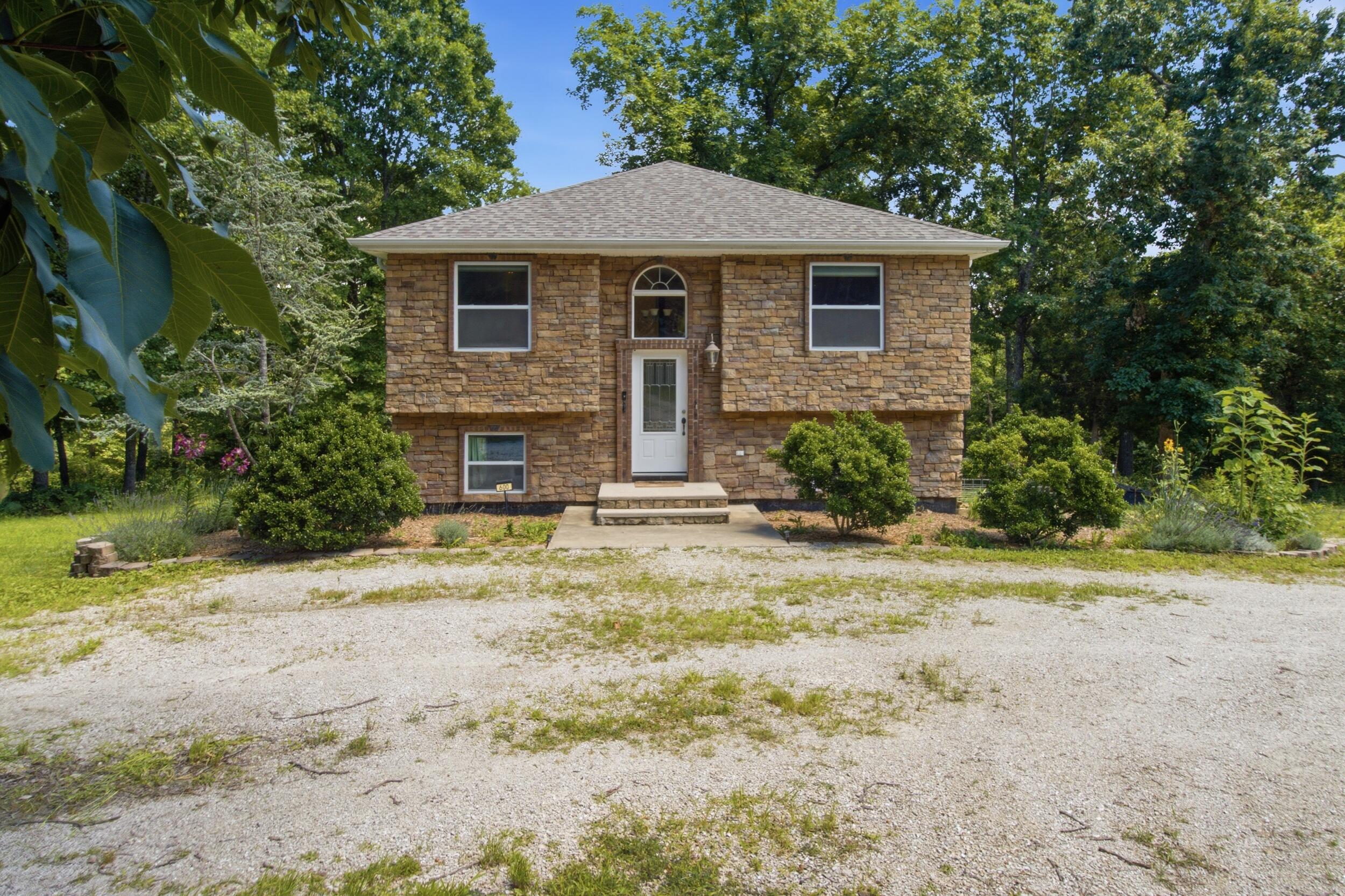 600 Creek Street Property Photo 37
