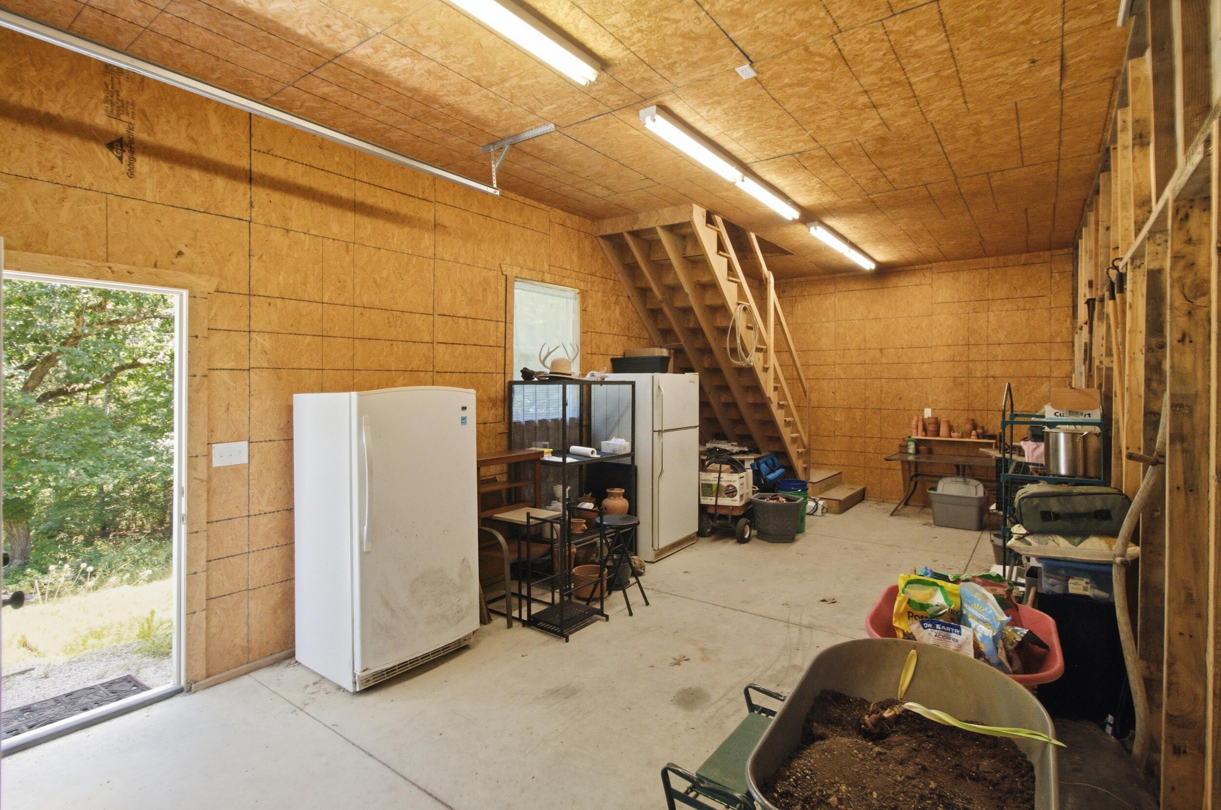 600 Creek Street Property Photo 45