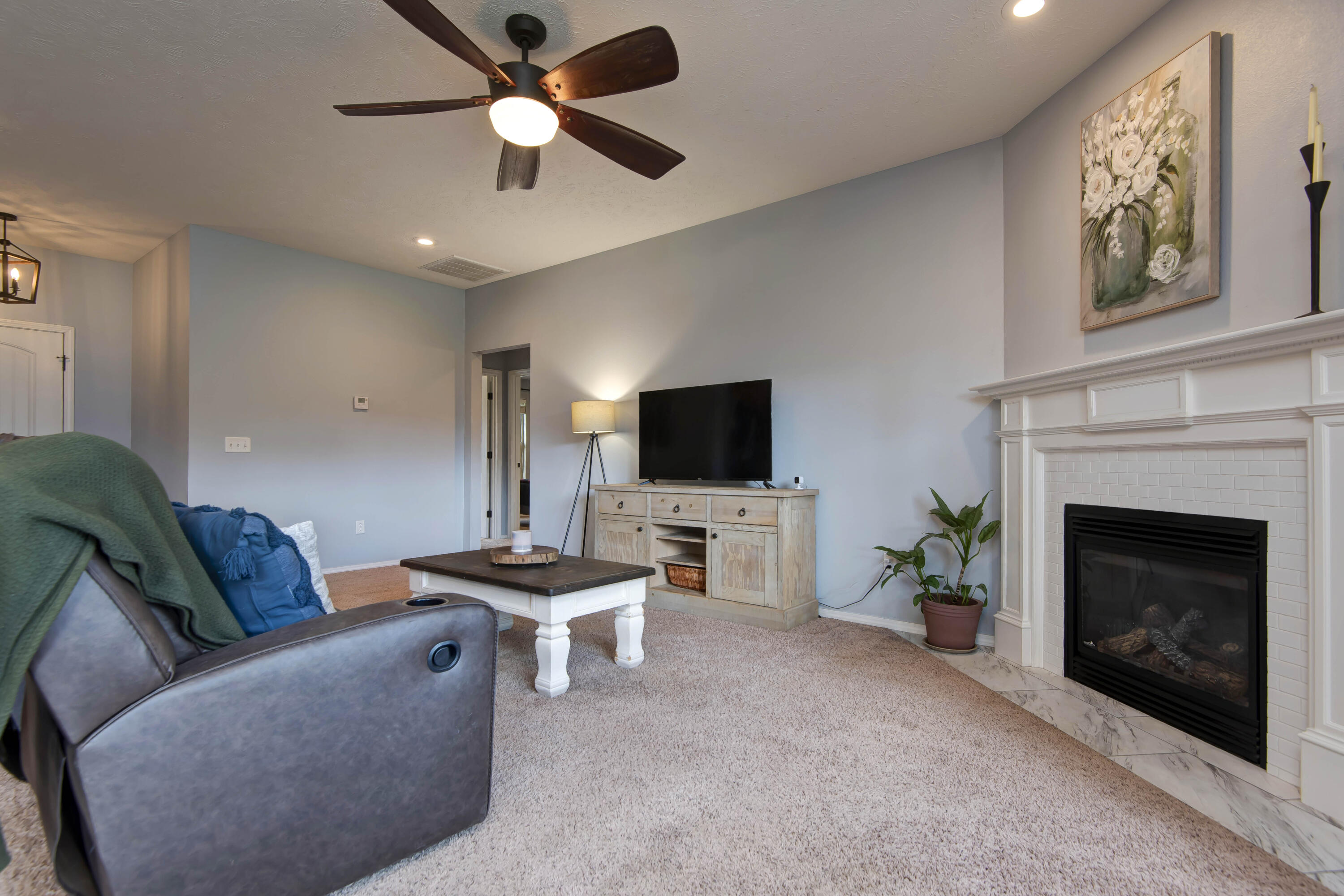 2512 West Chris Court Property Photo 6