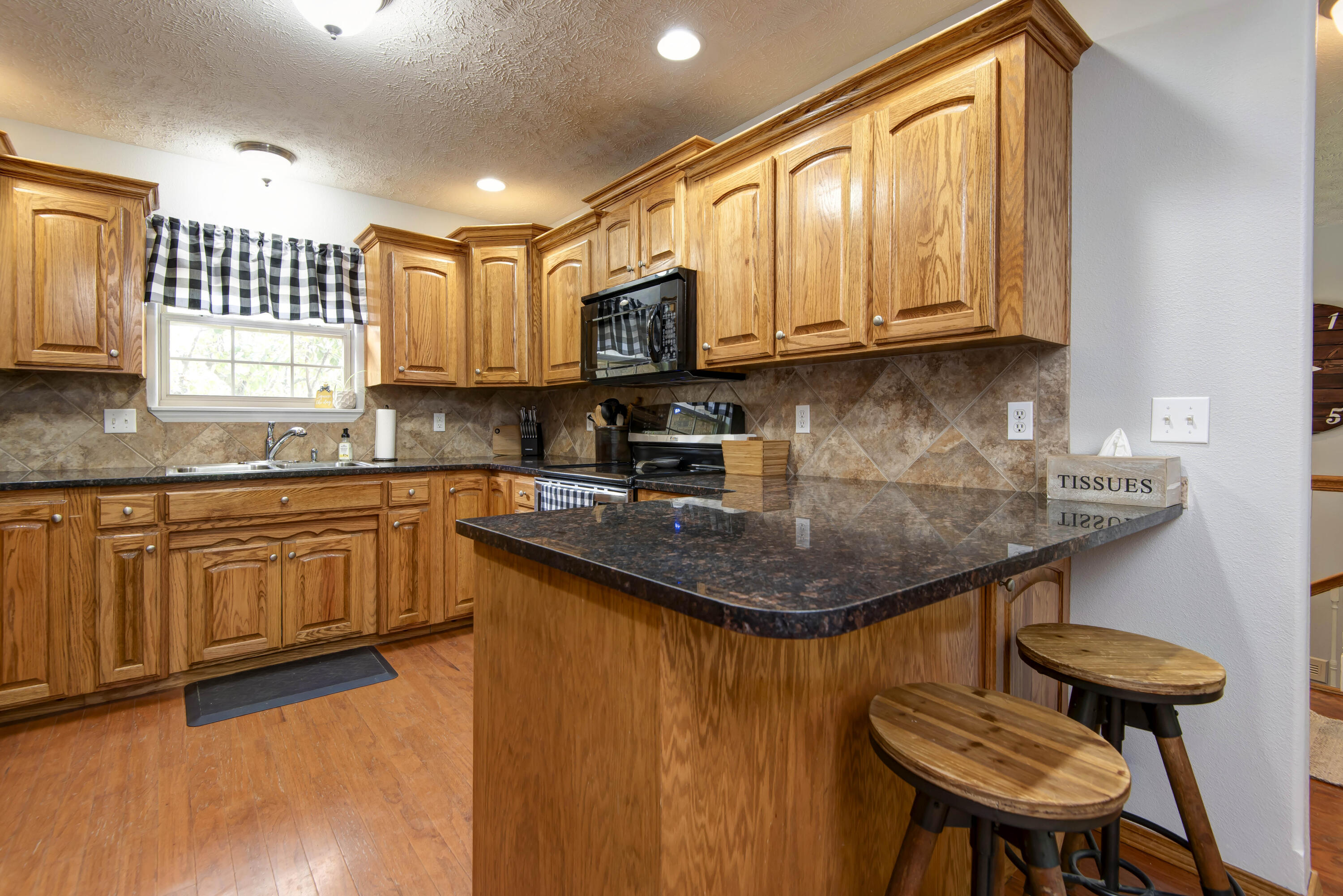 195 Highland Grey Road Property Photo 8