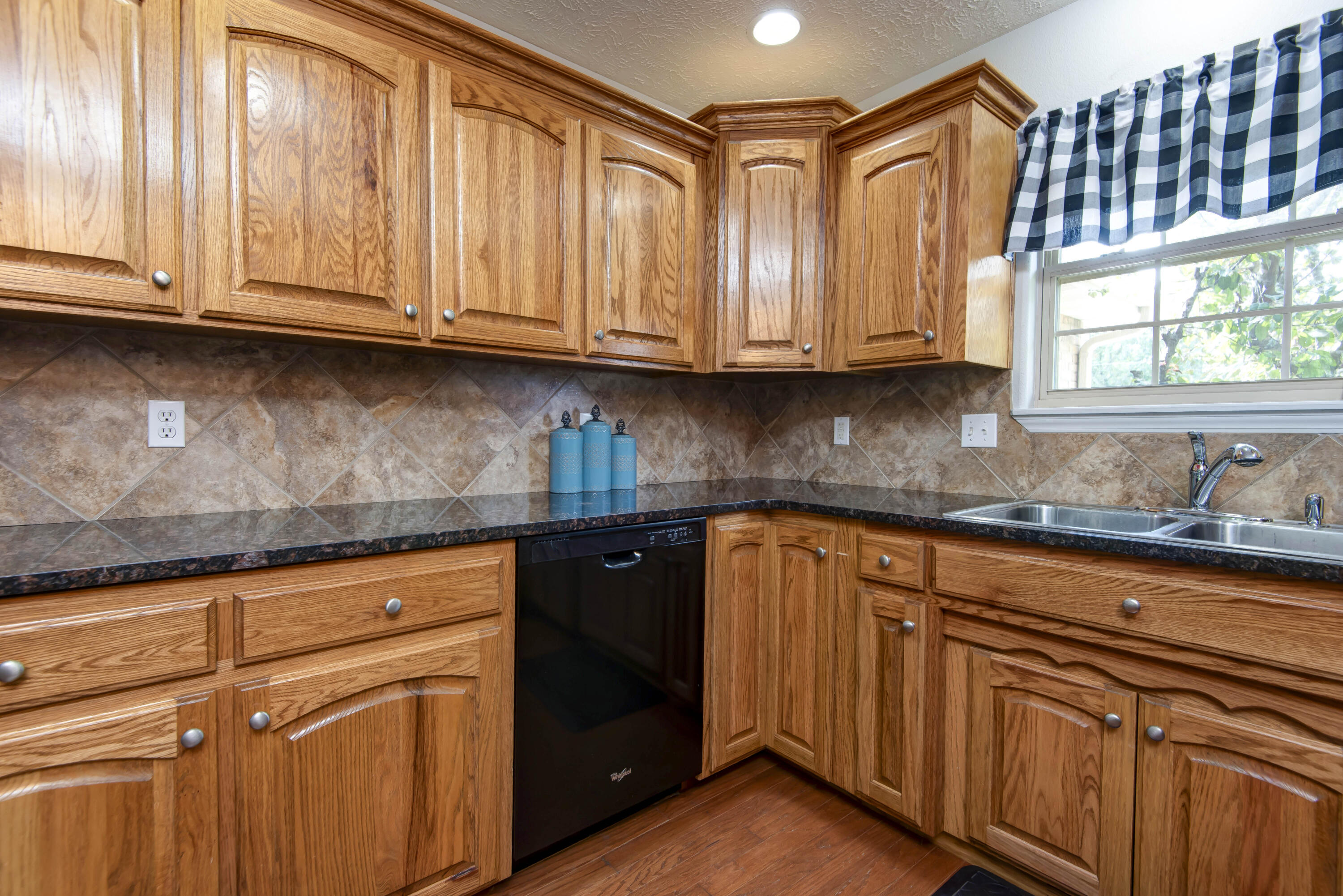195 Highland Grey Road Property Photo 10