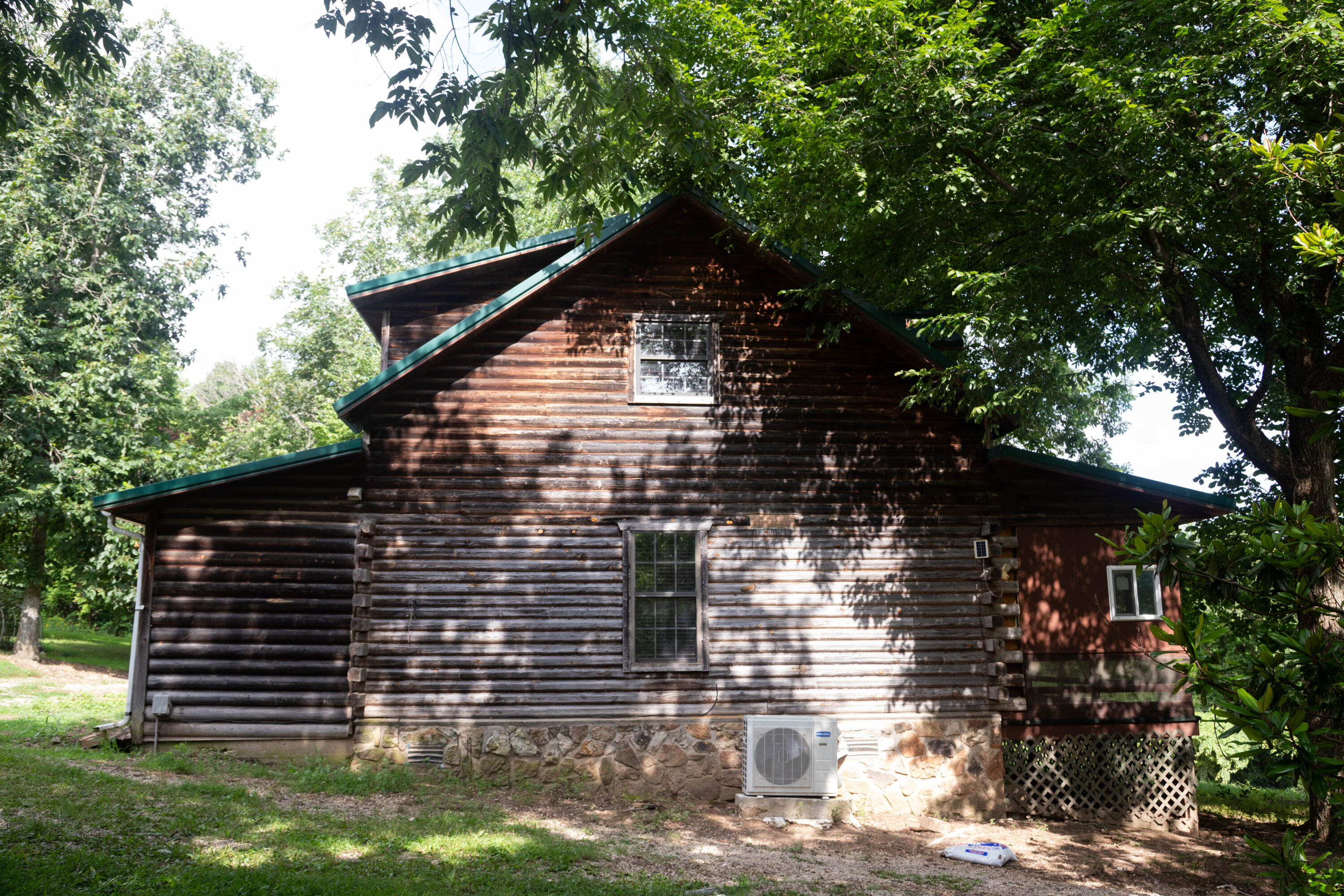 1023 Timber Ridge Road Property Photo 2