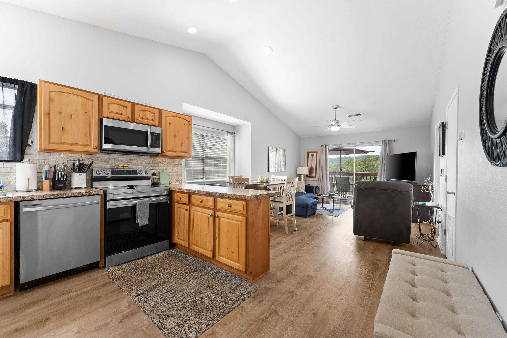 12 Woodpecker Lane 5 Property Photo 4
