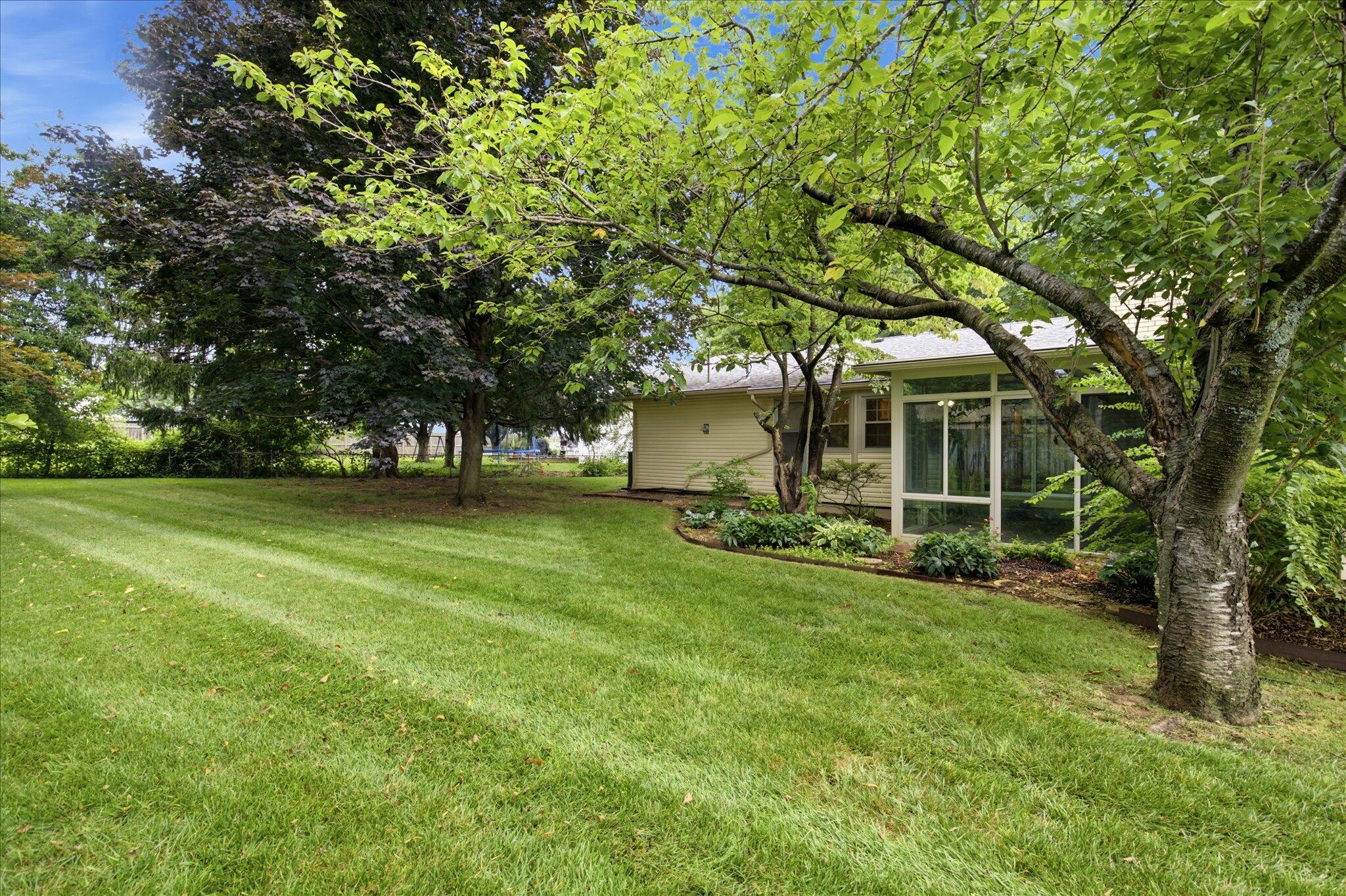 1860 East Meadow Drive Property Photo 29