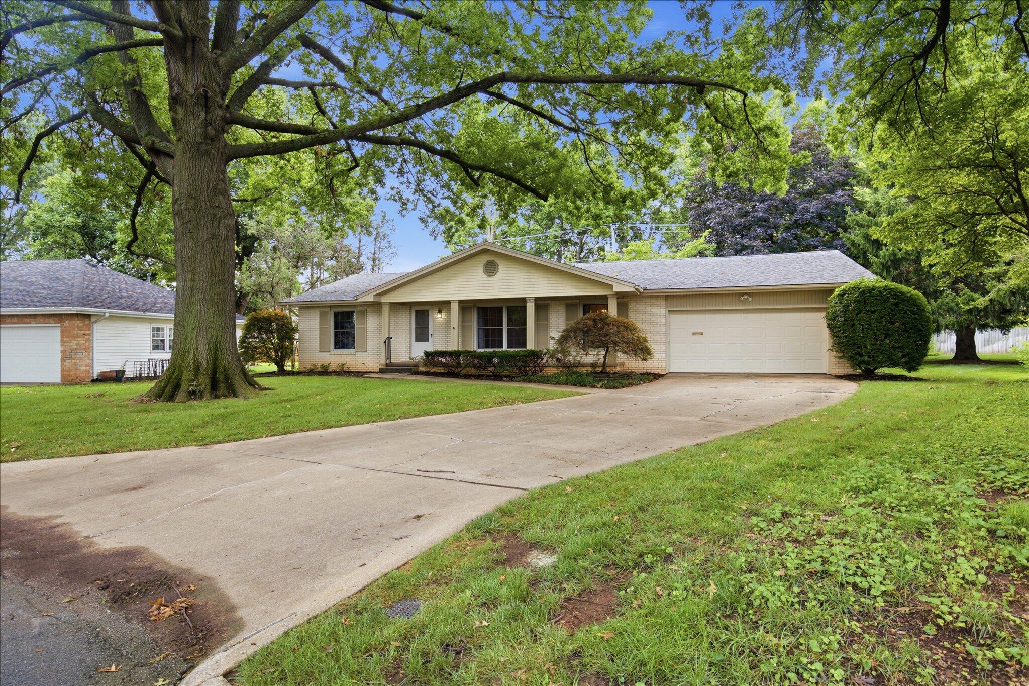 1860 East Meadow Drive Property Photo 30