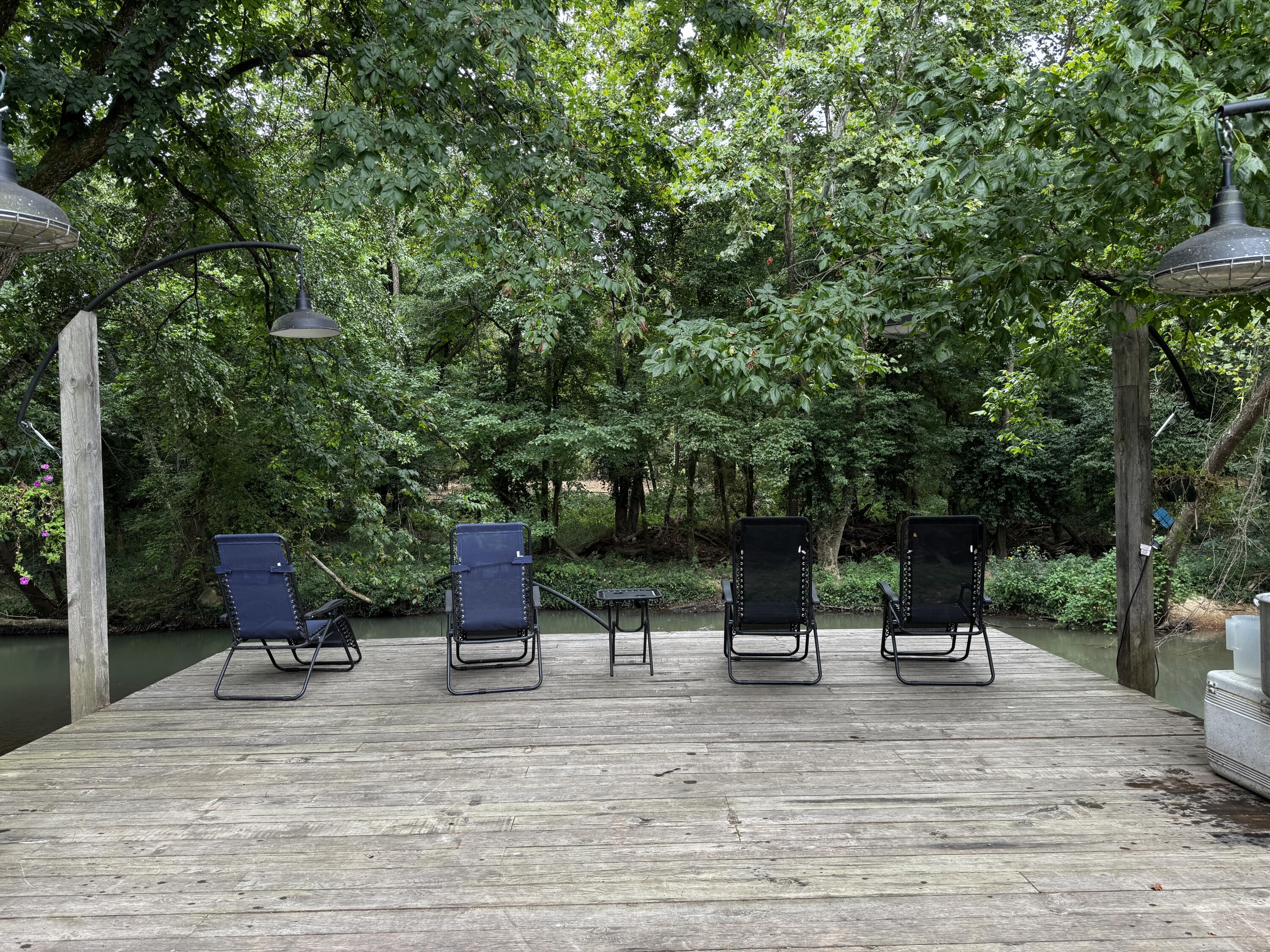 201 Thomas Street Property Photo 14