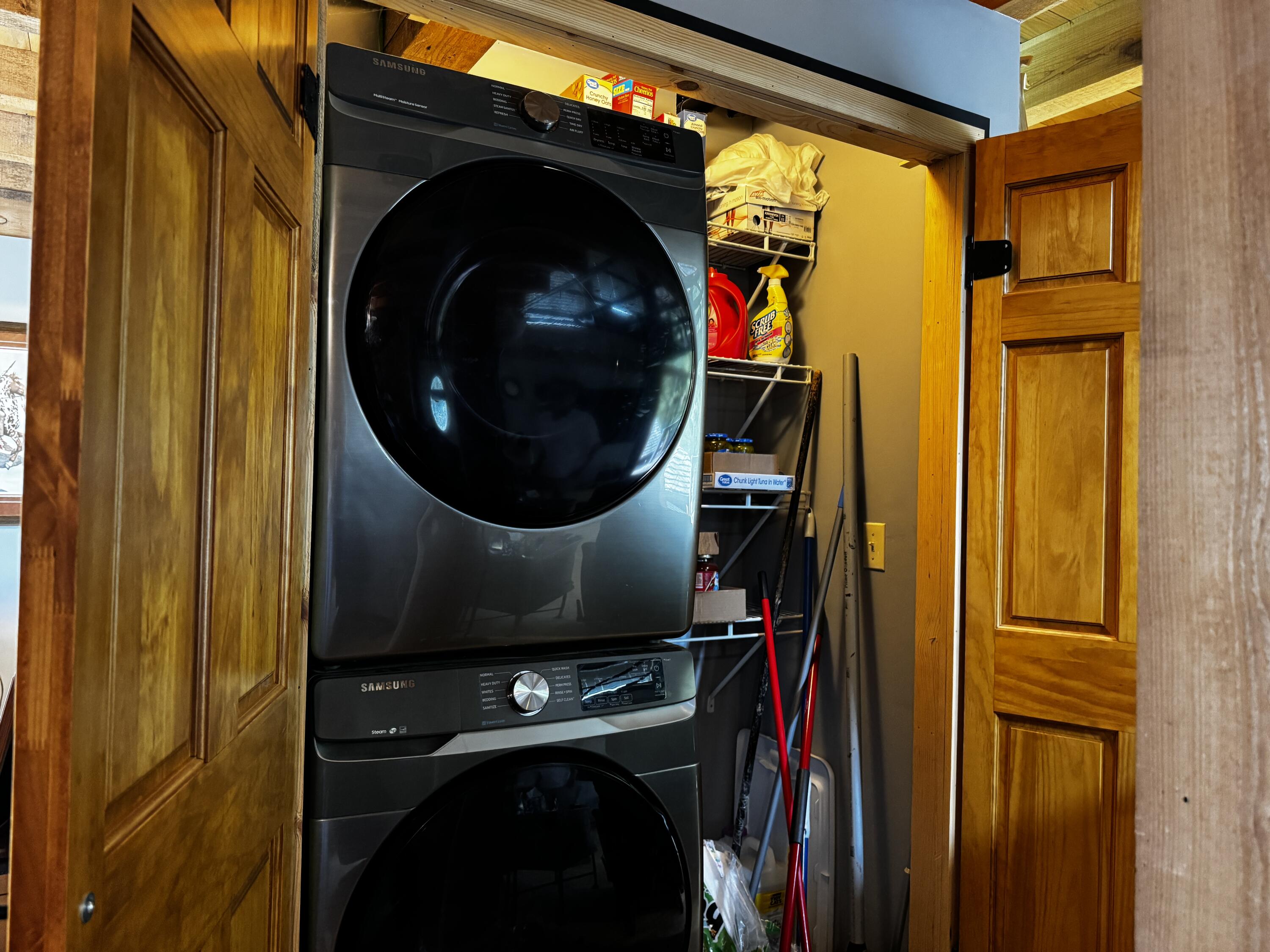 201 Thomas Street Property Photo 35