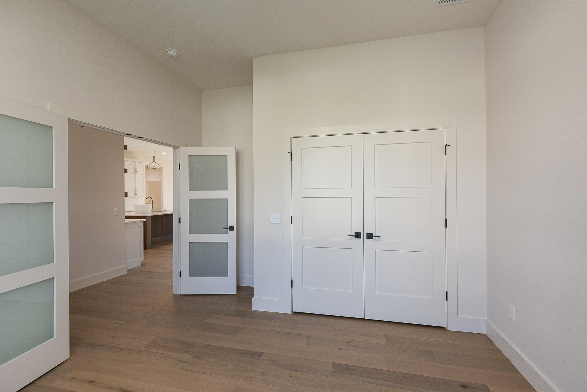 2016 North Silver Charm Avenue Property Photo 9