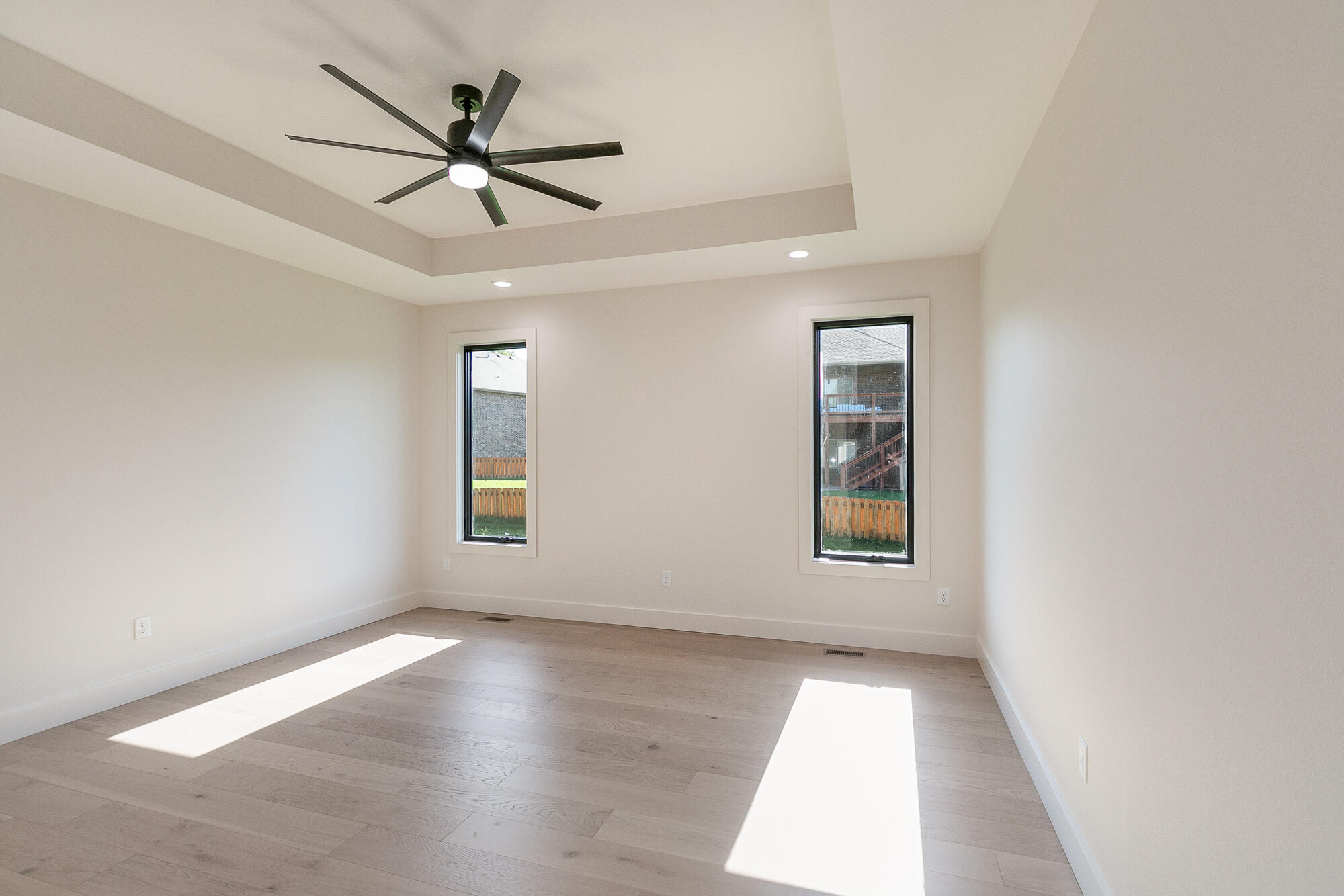 2016 North Silver Charm Avenue Property Photo 20
