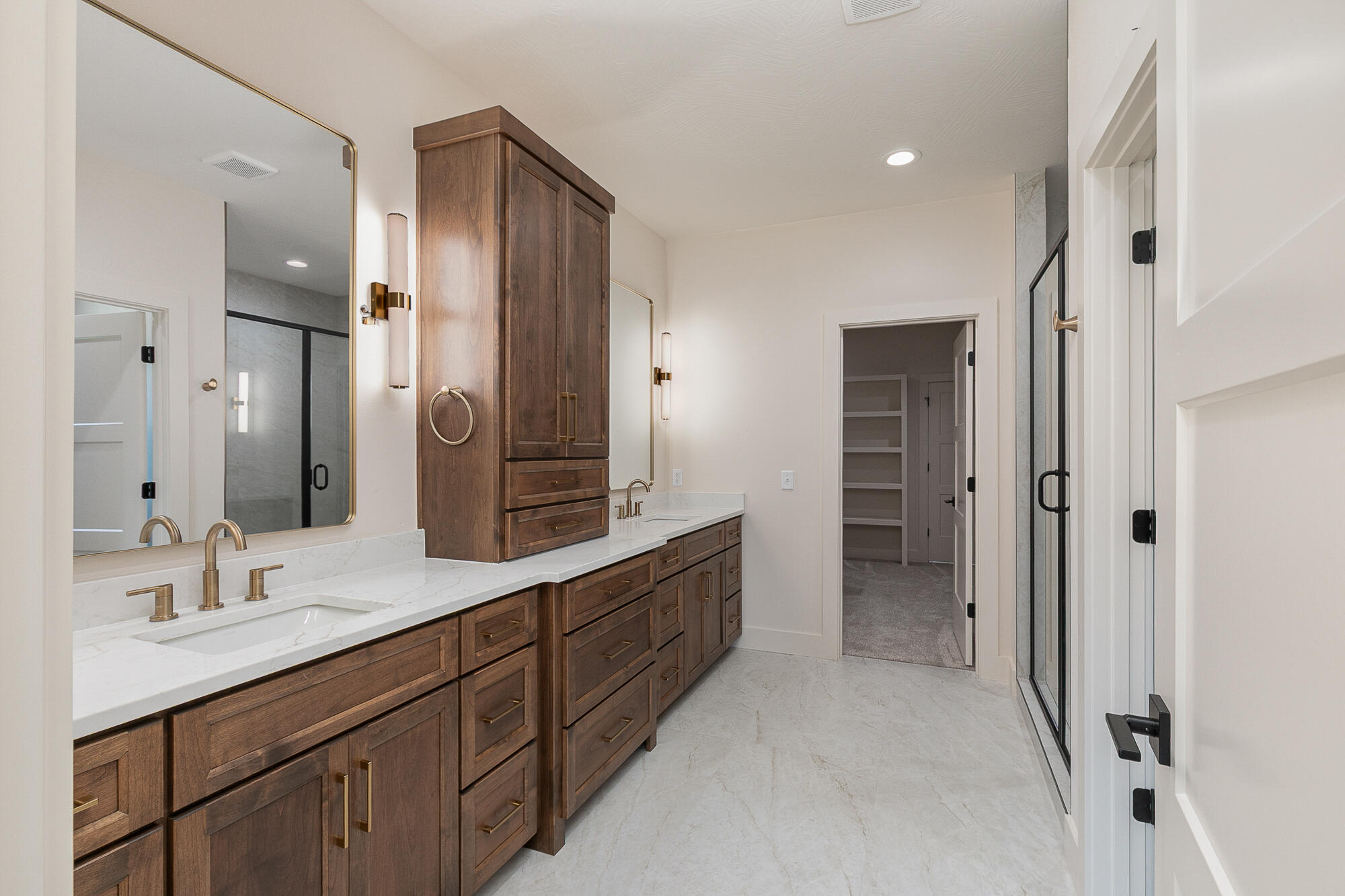 2016 North Silver Charm Avenue Property Photo 22