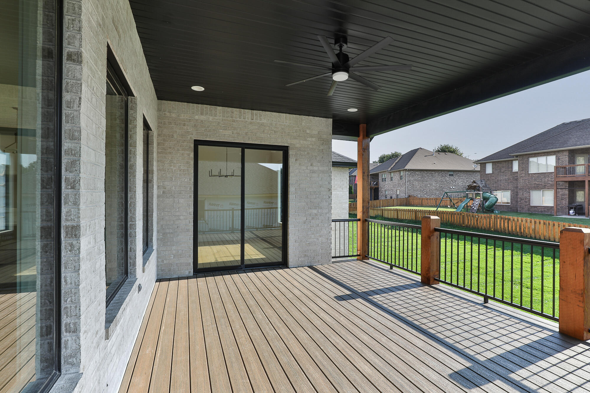2016 North Silver Charm Avenue Property Photo 33