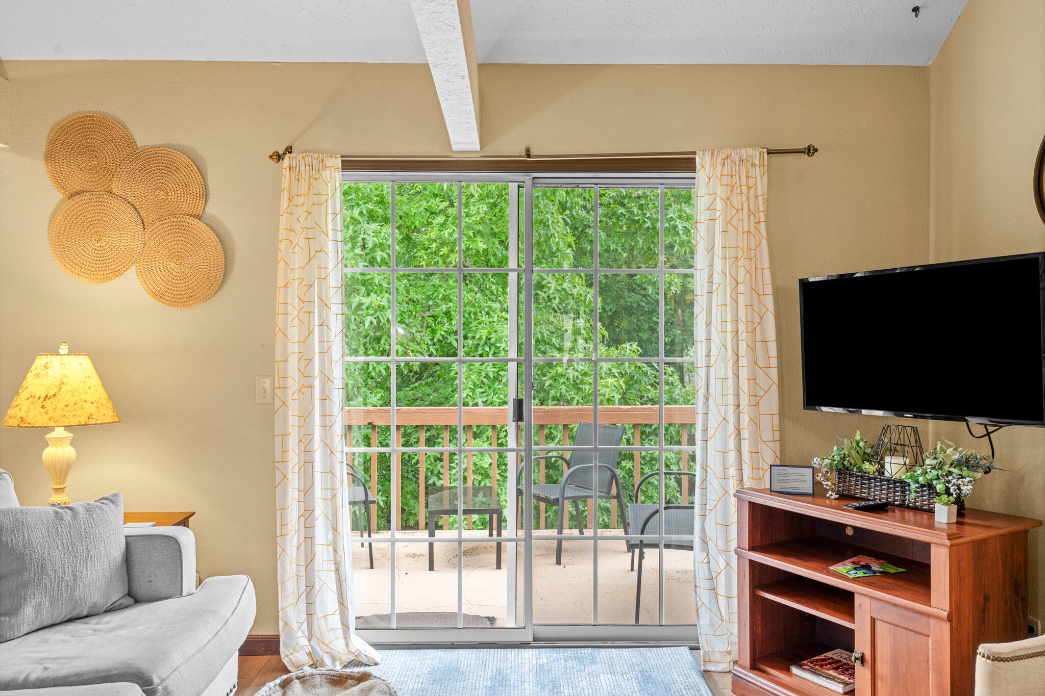 6 Memory Lane Apt 8 Property Photo 1