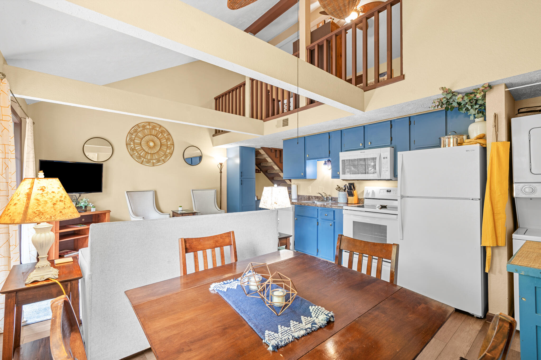 6 Memory Lane Apt 8 Property Photo 6