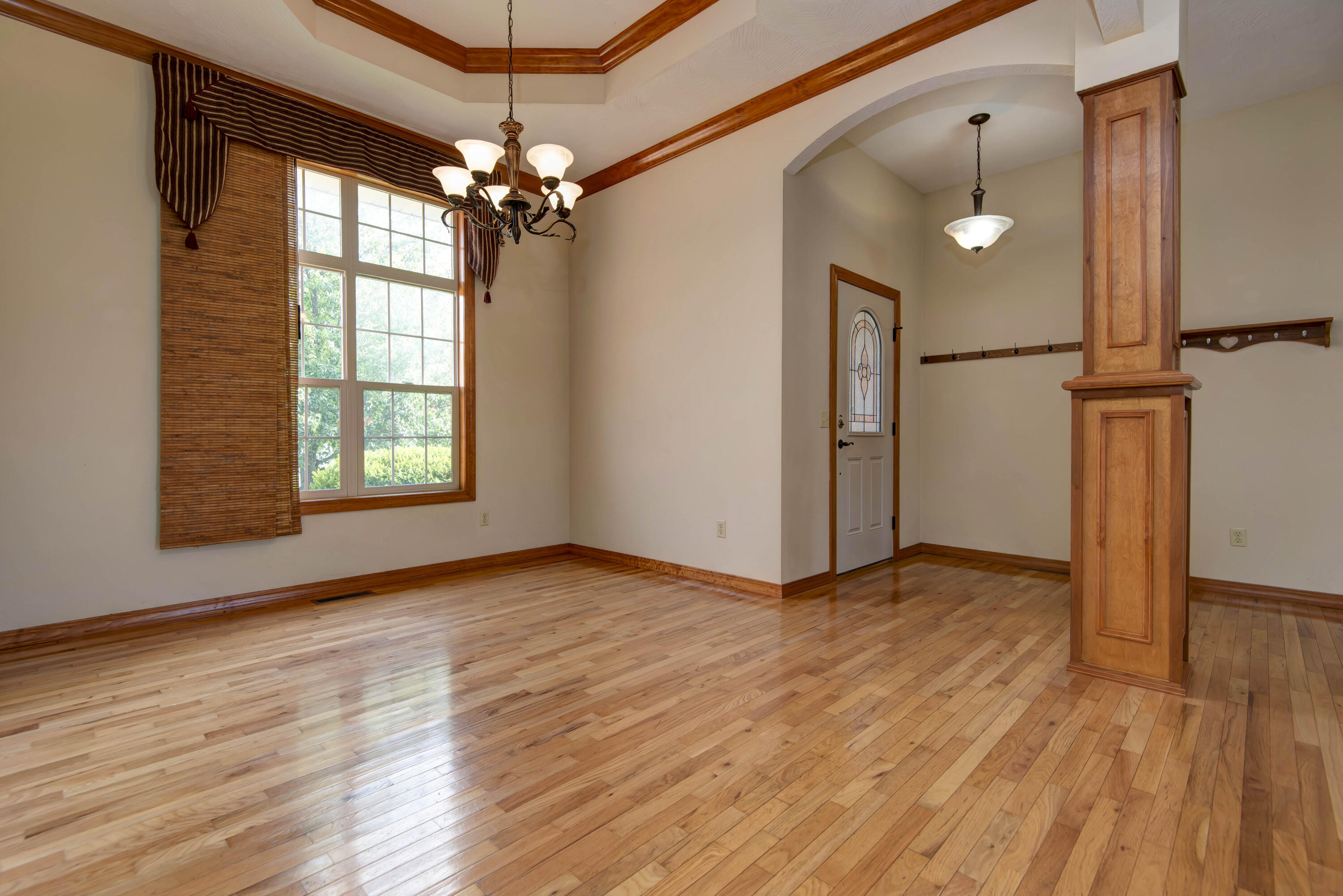 630 Meadowgate Drive Property Photo 12